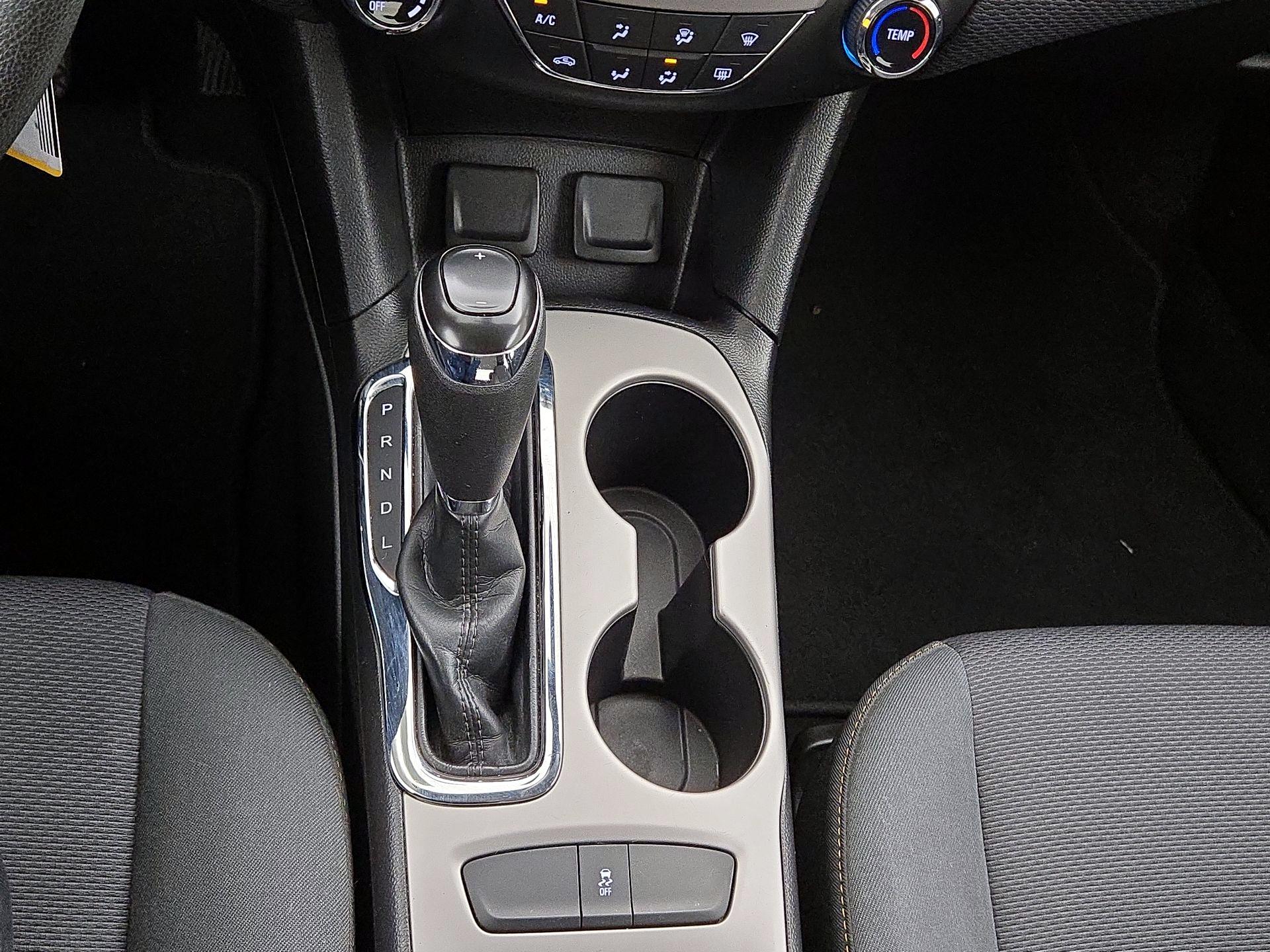 Thumbnail: 2018 Chevrolet Cruze - 17