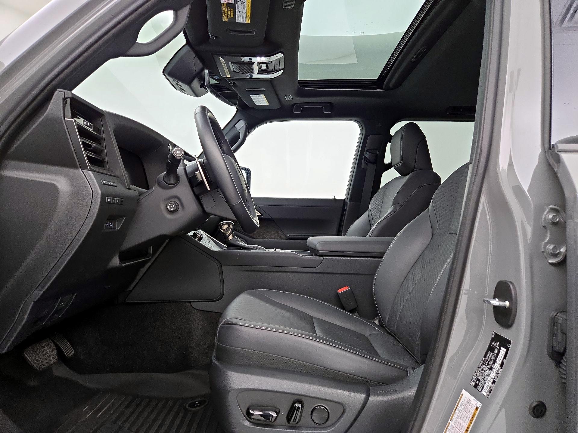 Thumbnail: 2024 Lexus GX - 11