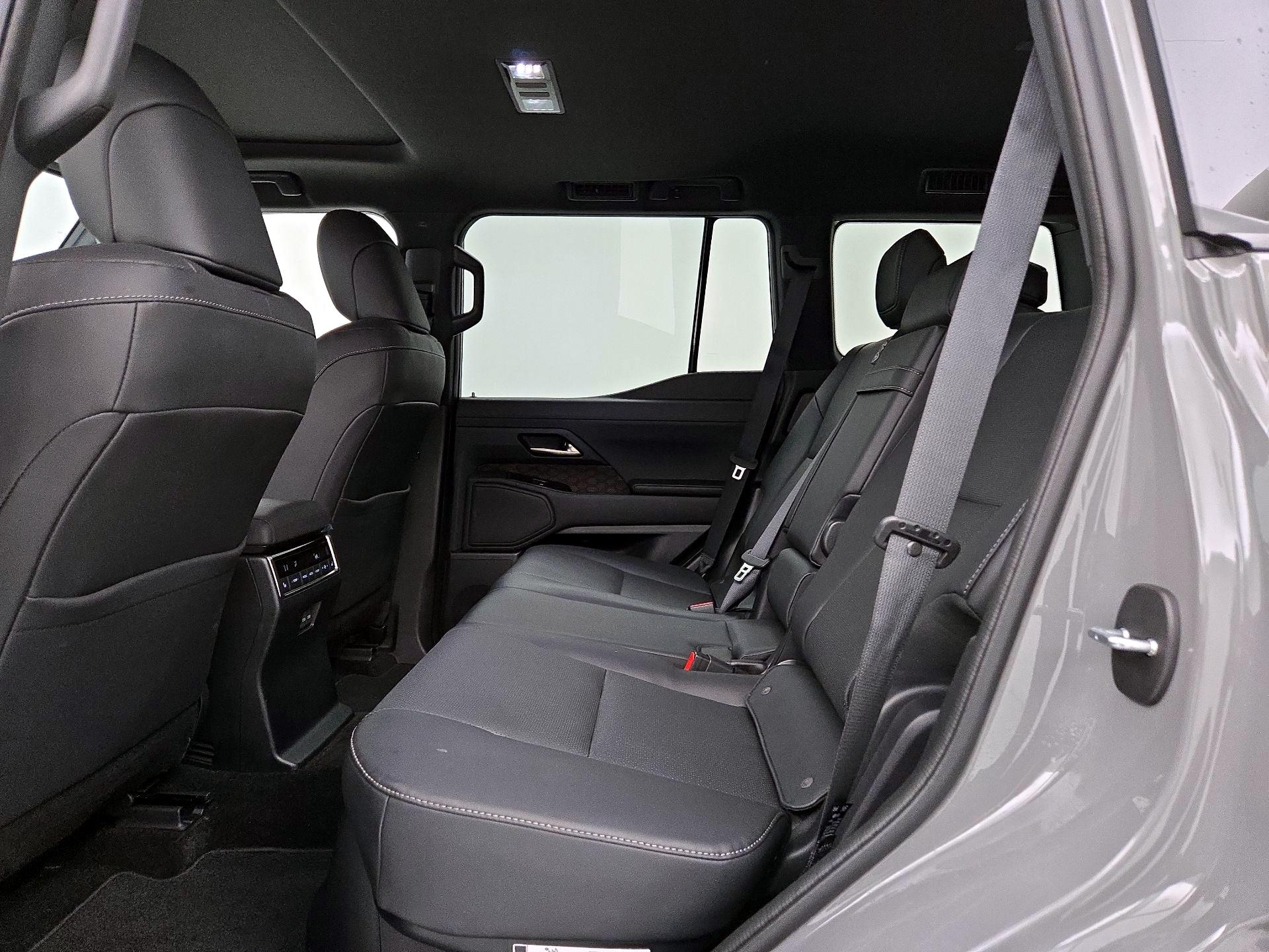 Thumbnail: 2024 Lexus GX - 20