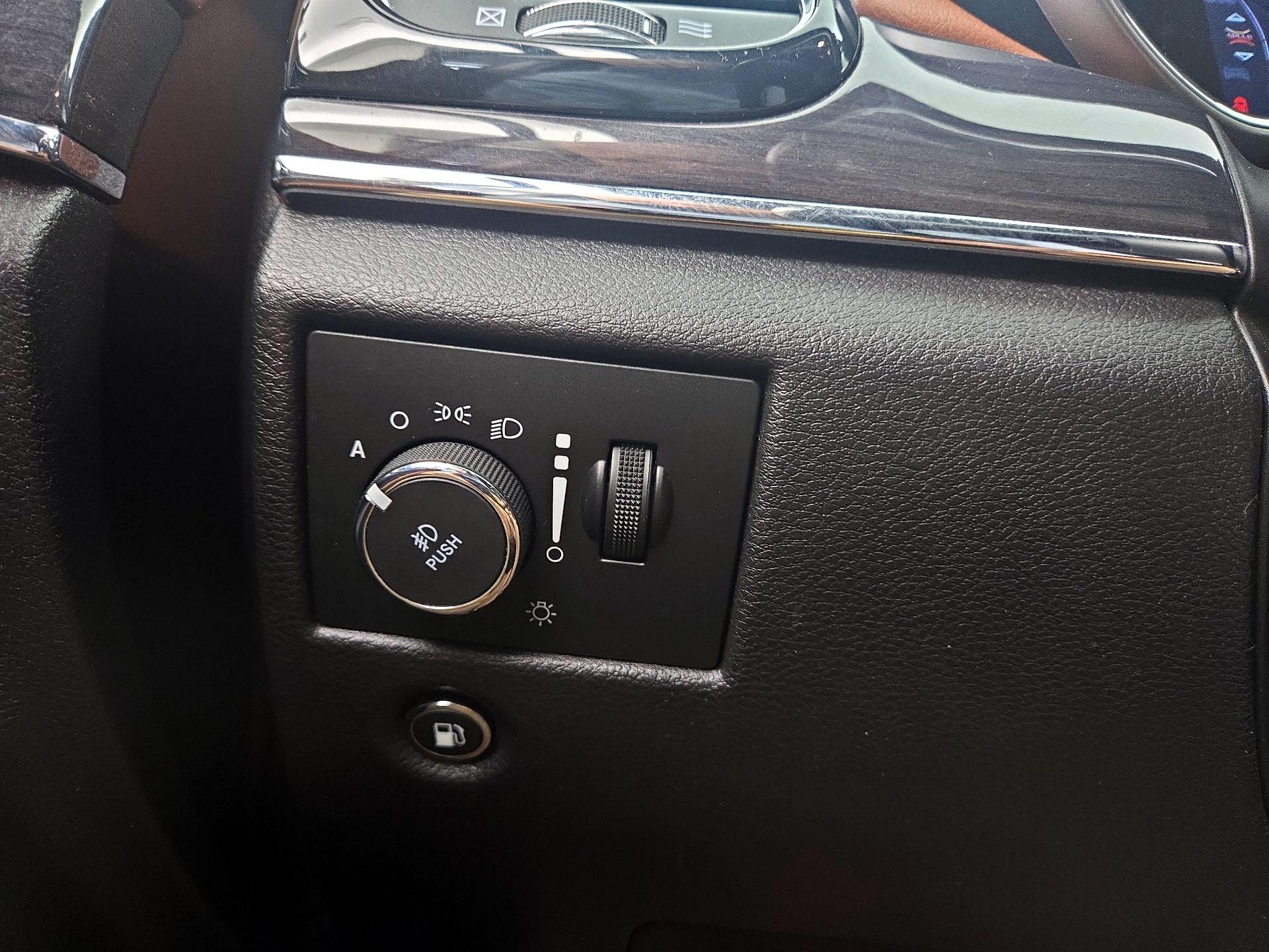 Thumbnail: 2020 Jeep Grand Cherokee - 13