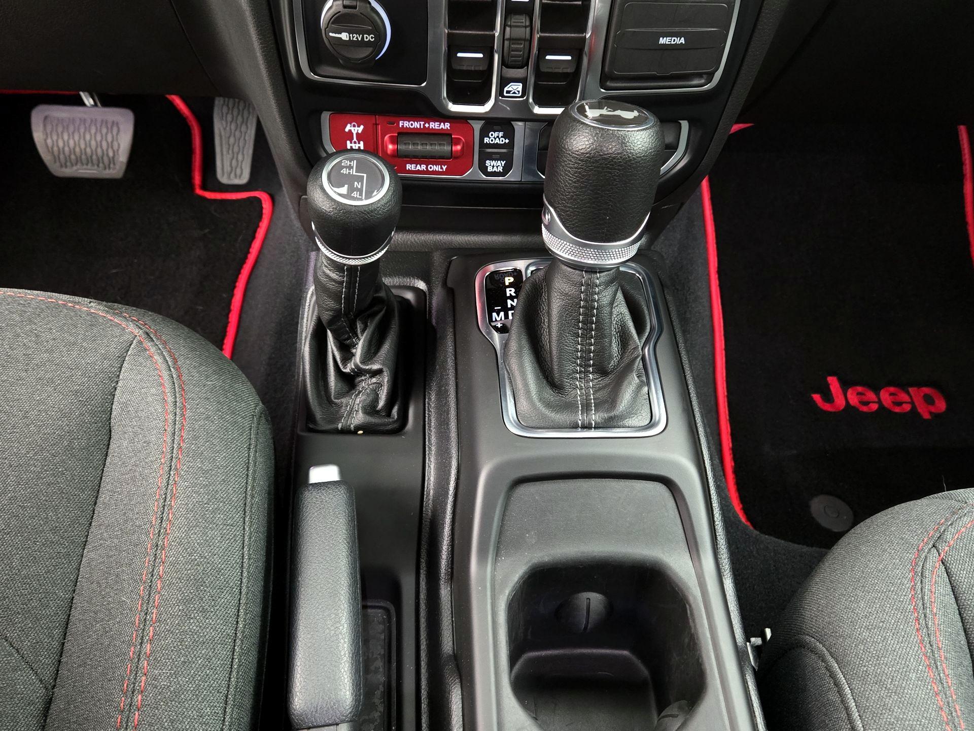 Thumbnail: 2024 Jeep Wrangler - 17