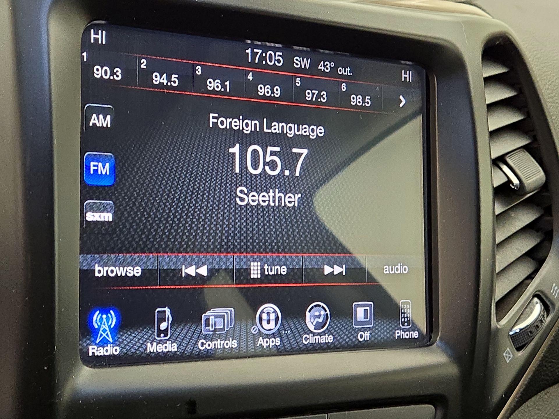 Thumbnail: 2014 Jeep Cherokee - 14