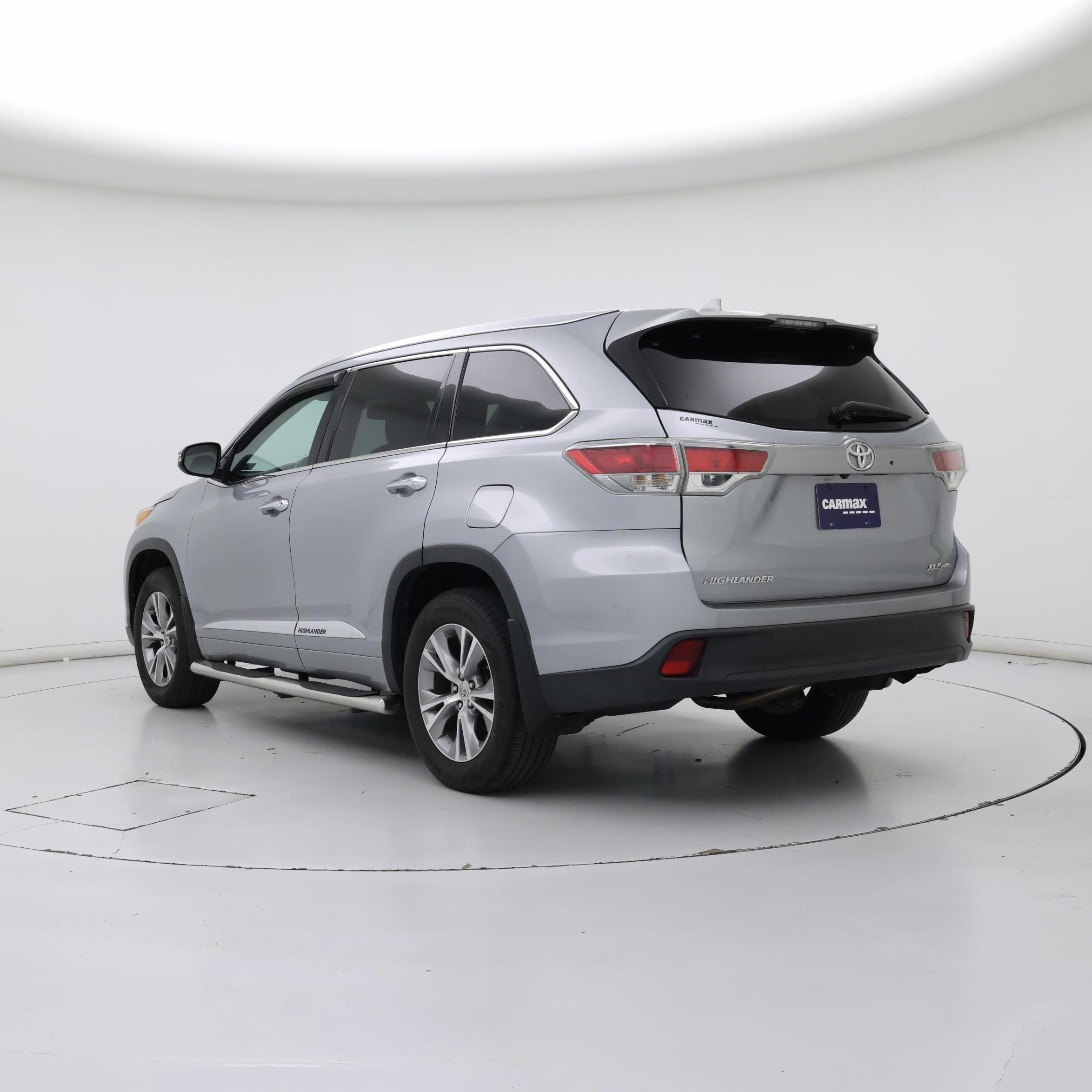 Thumbnail: 2015 Toyota Highlander - 2