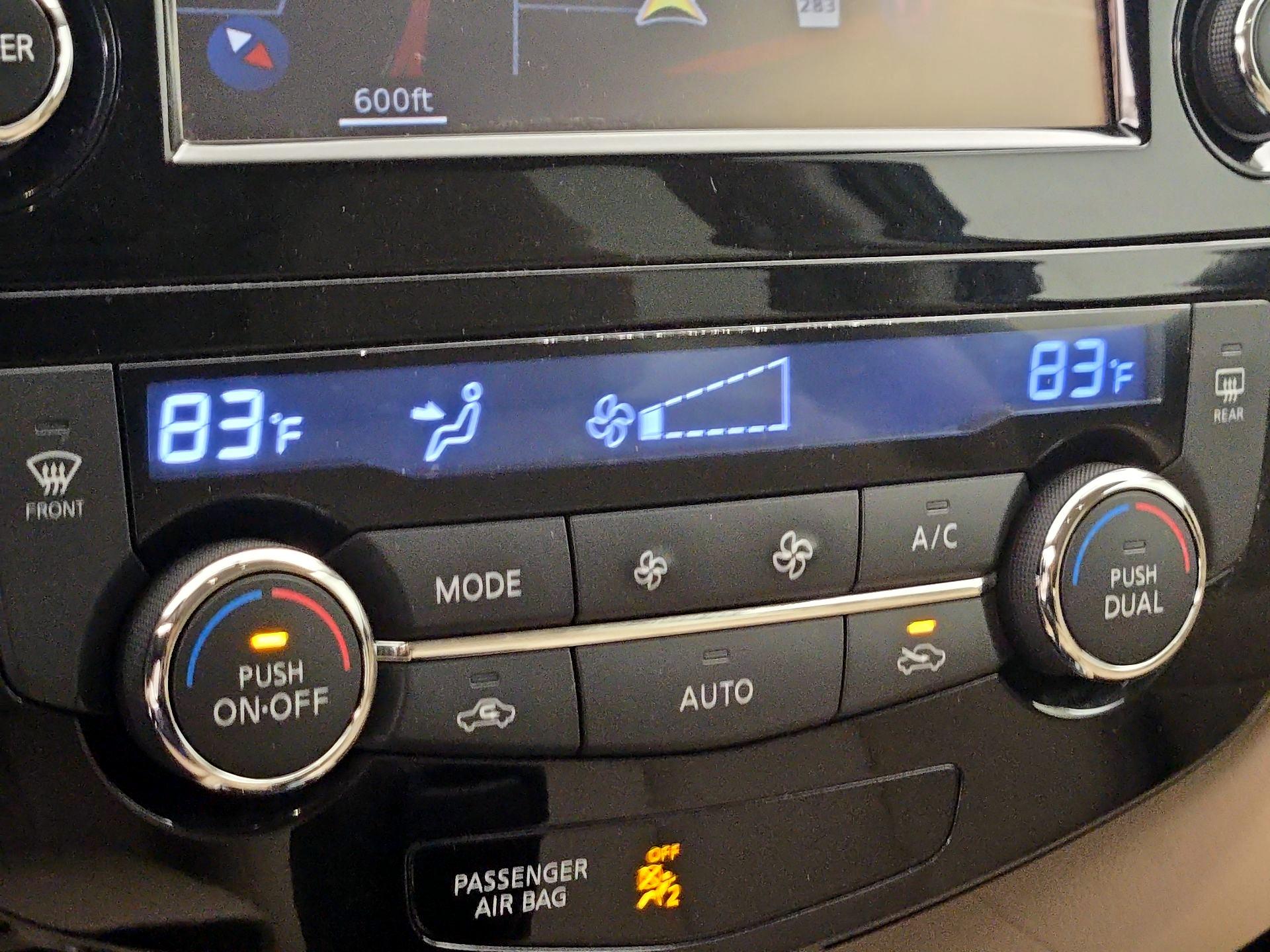 Thumbnail: 2016 Nissan Rogue - 17