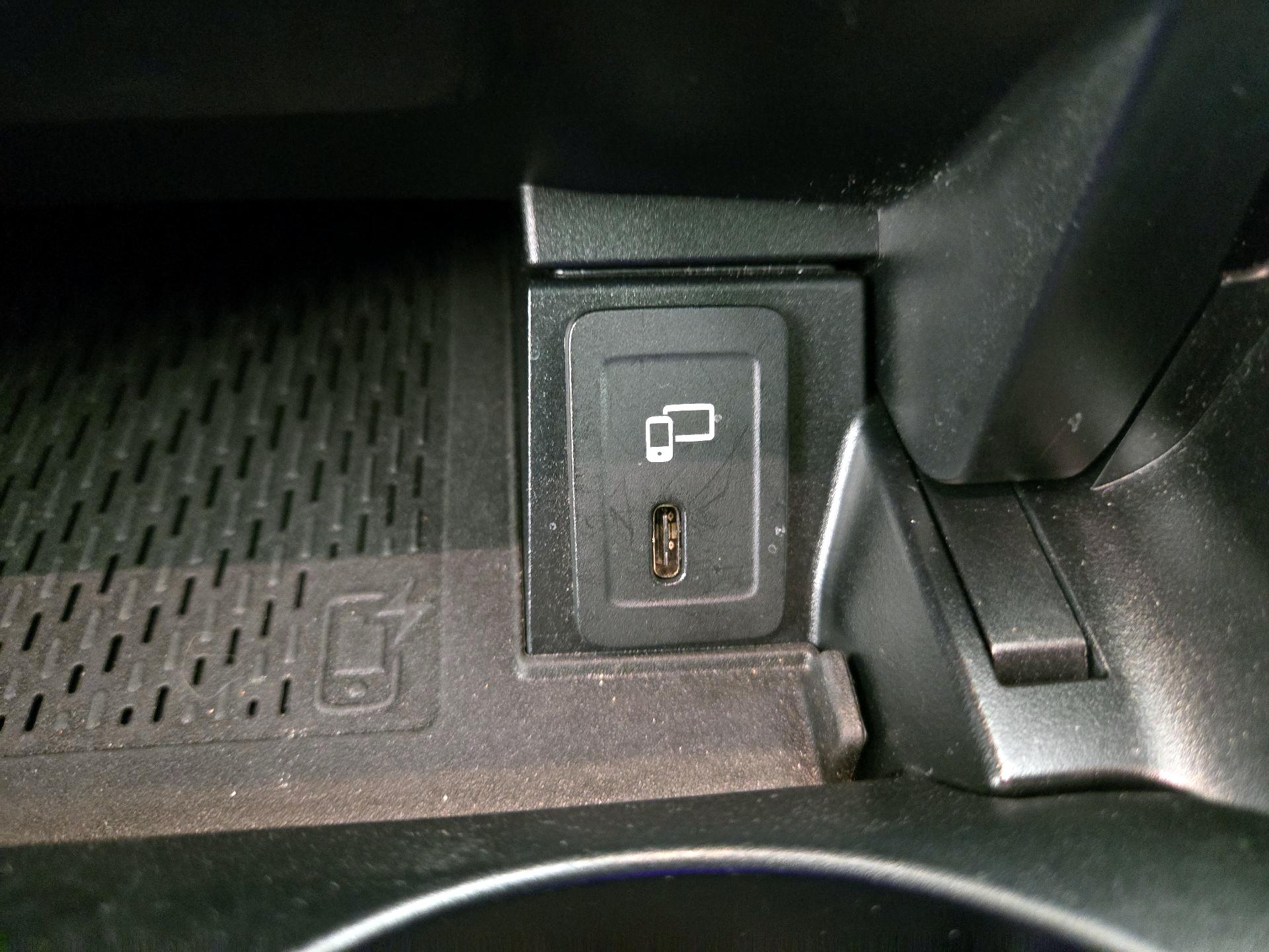 Thumbnail: 2020 Mercedes-Benz GLC - 18