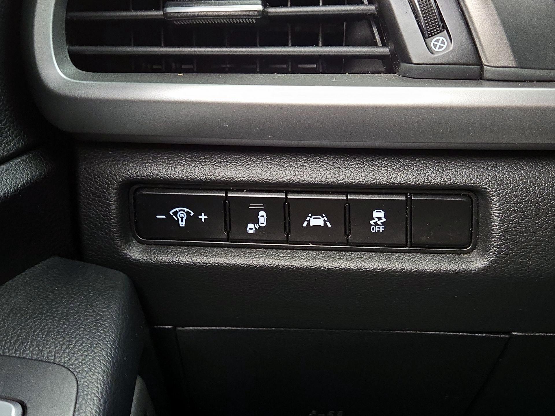 Thumbnail: 2020 Kia Telluride - 13