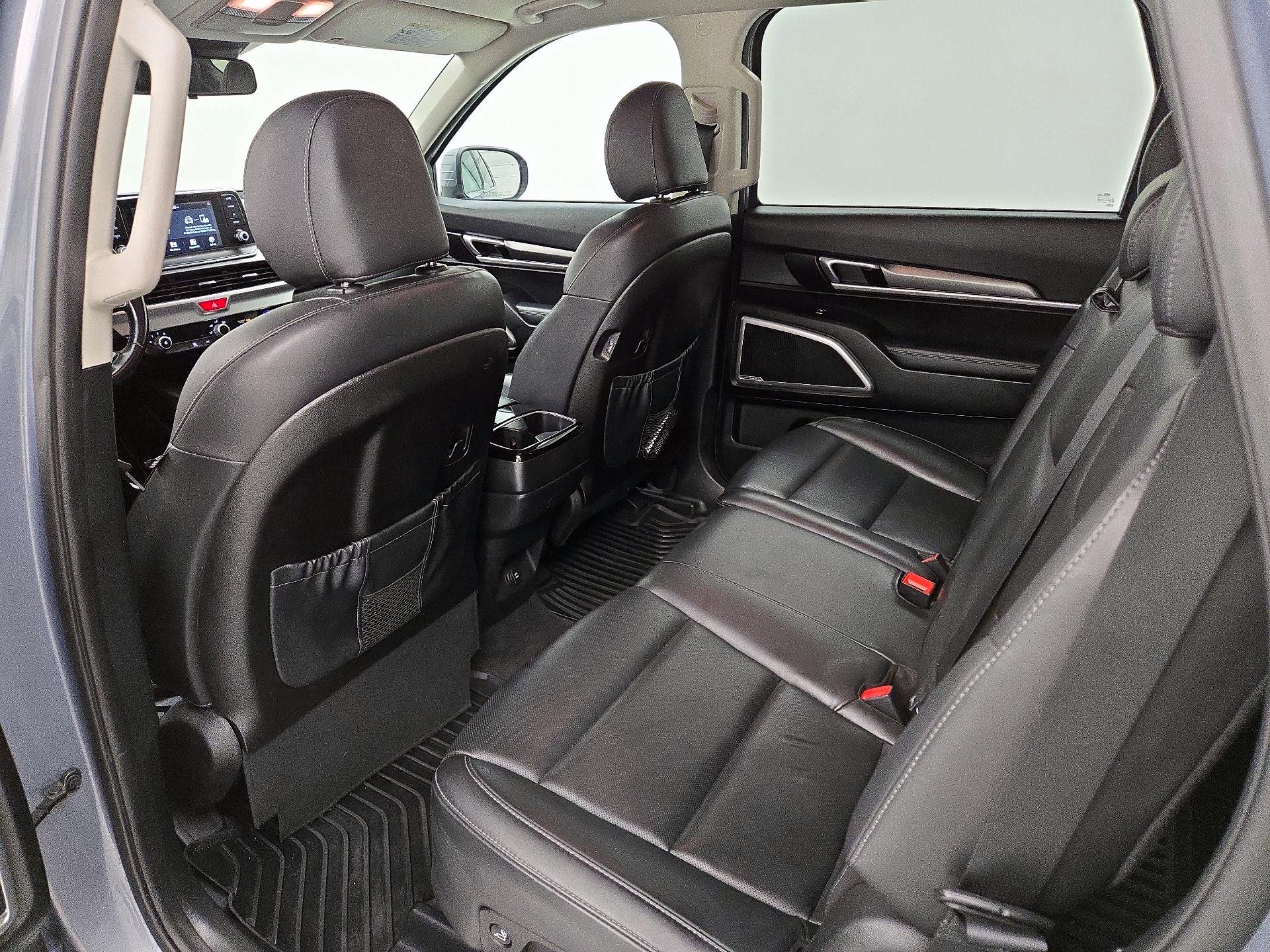 Thumbnail: 2020 Kia Telluride - 19