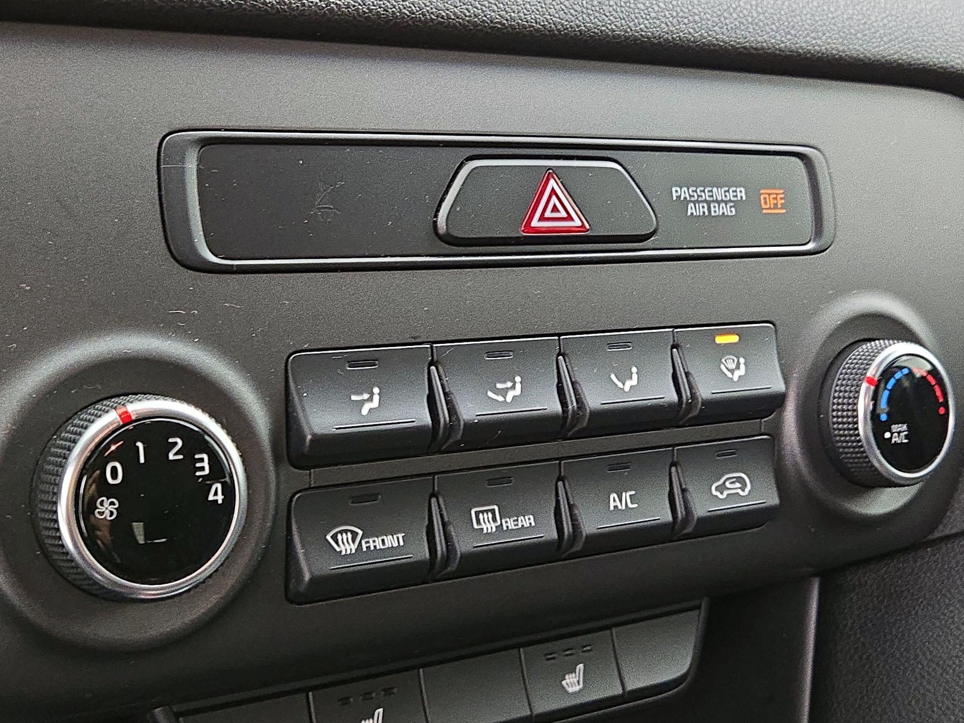 Thumbnail: 2017 Kia Sportage - 15