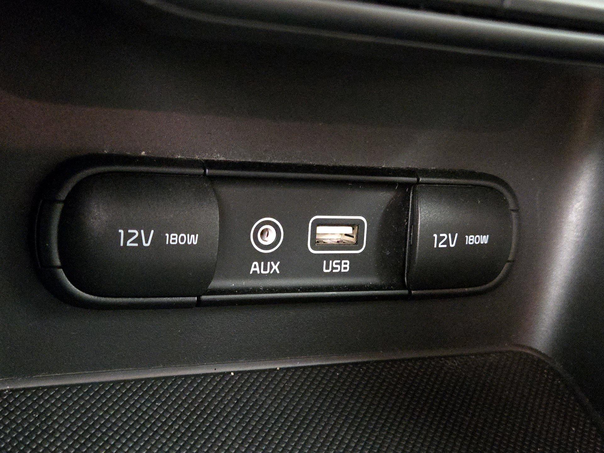 Thumbnail: 2017 Kia Sportage - 17