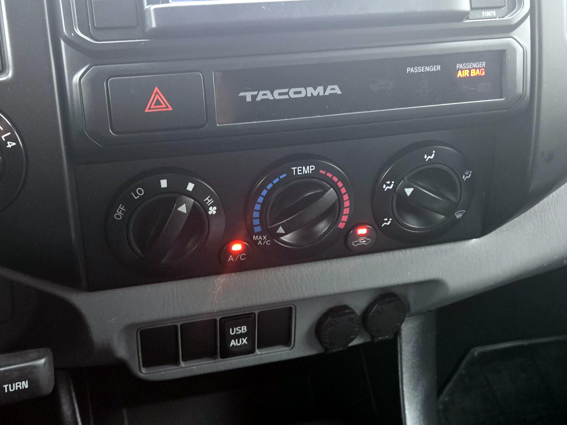 Thumbnail: 2015 Toyota Tacoma - 16