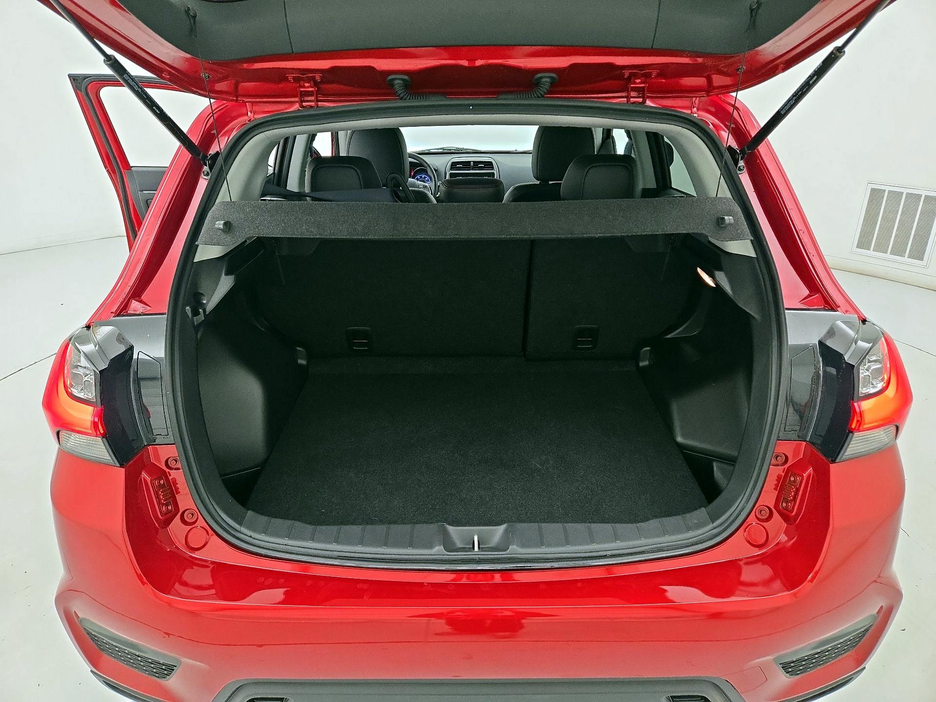 Thumbnail: 2022 Mitsubishi Outlander Sport - 20