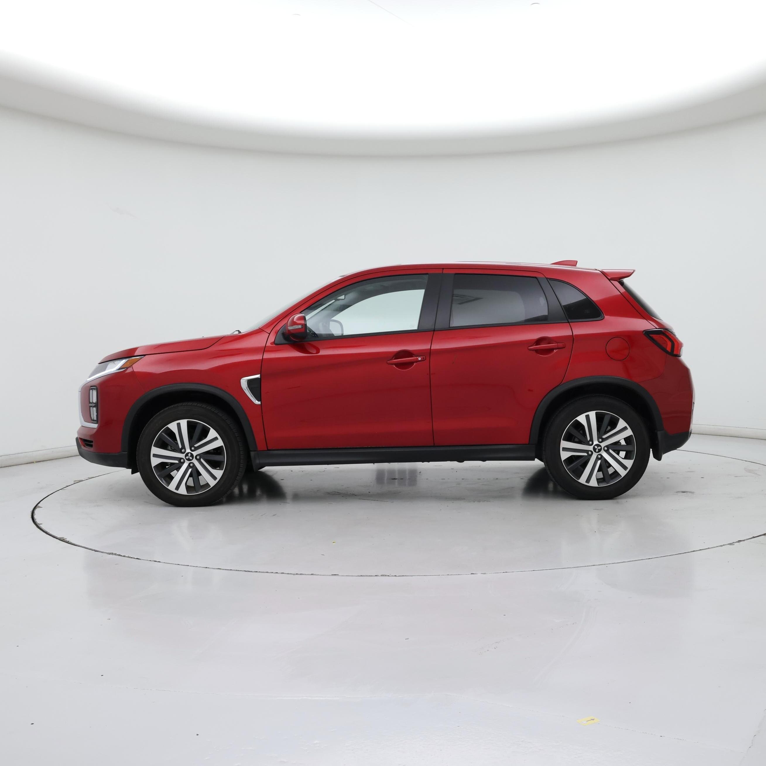 Thumbnail: 2022 Mitsubishi Outlander Sport - 3