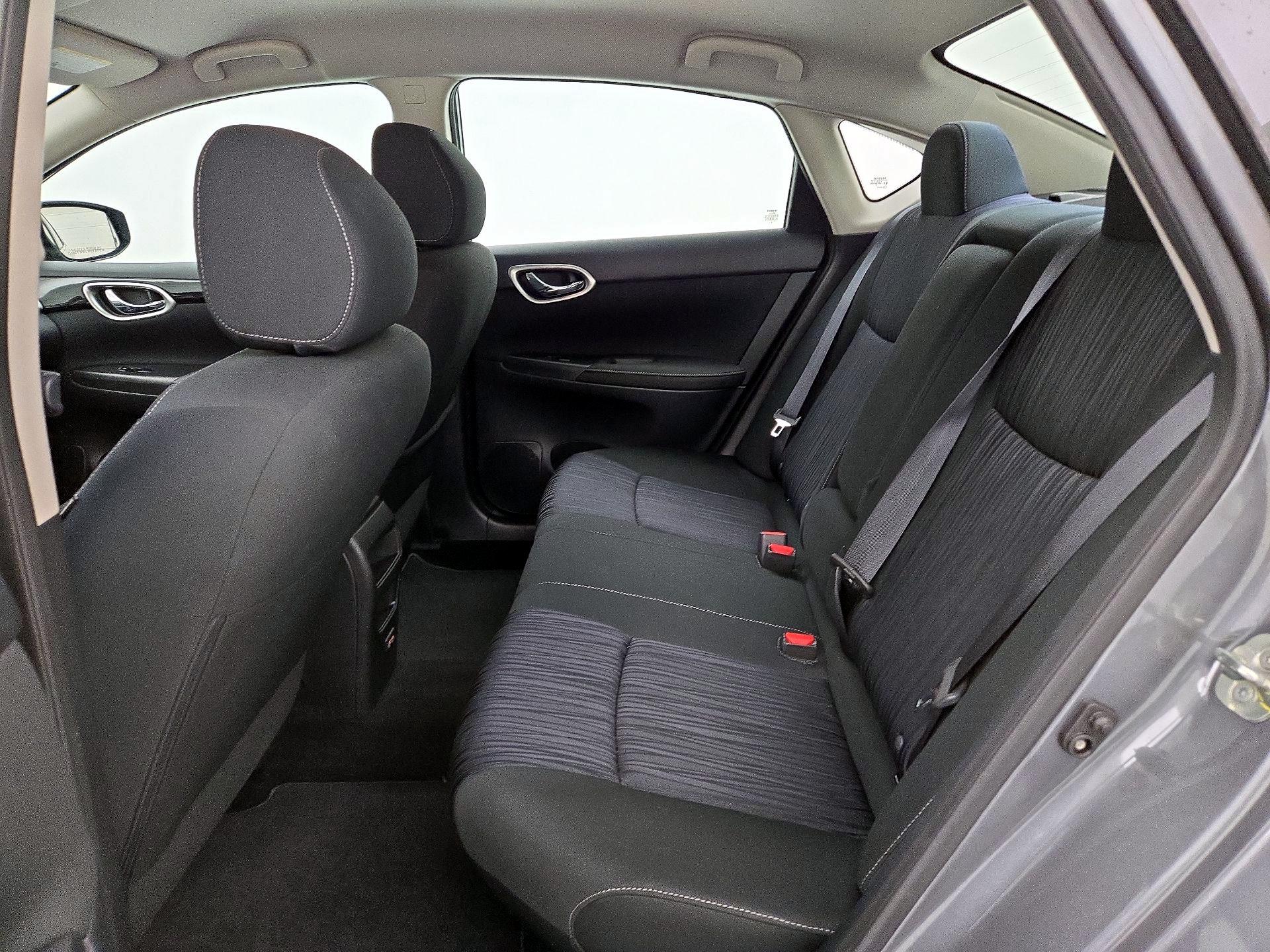 Thumbnail: 2019 Nissan Sentra - 19