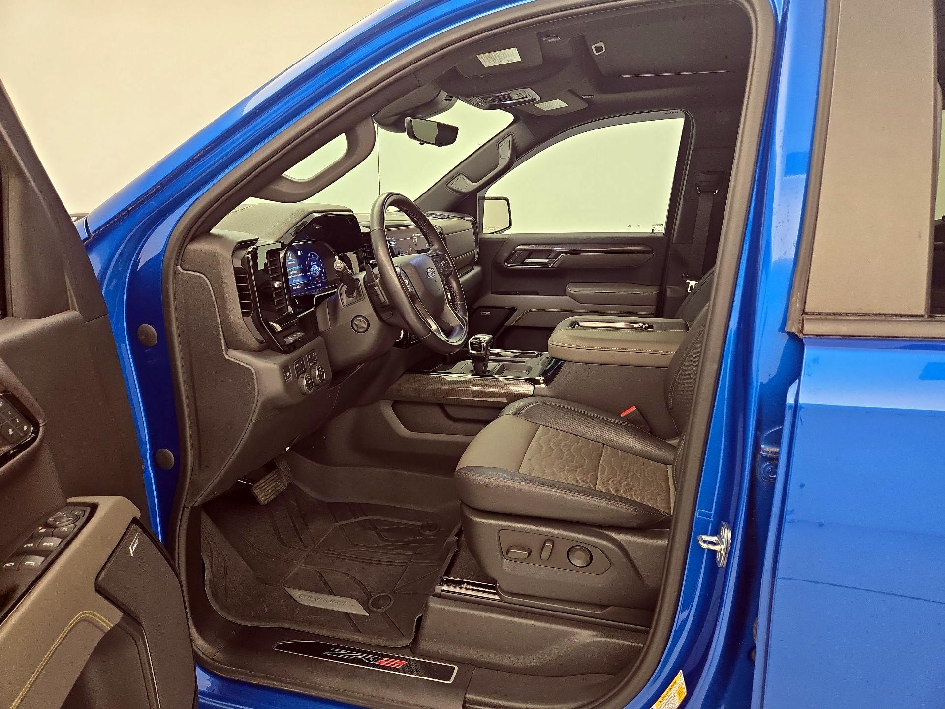 Thumbnail: 2022 Chevrolet Silverado 1500 - 11