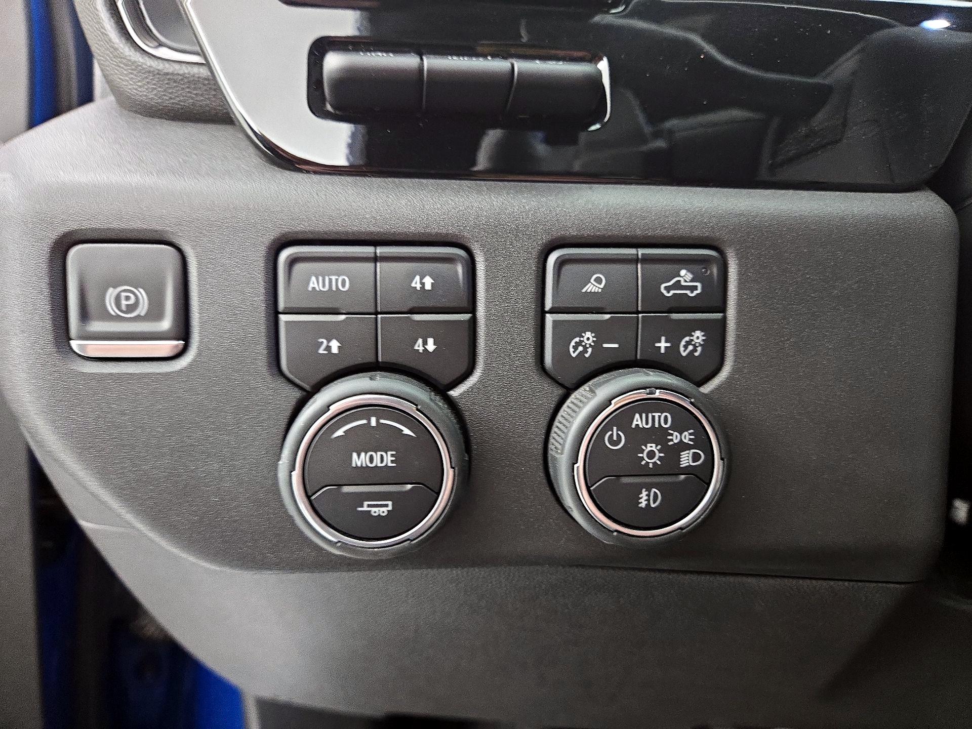 Thumbnail: 2022 Chevrolet Silverado 1500 - 13