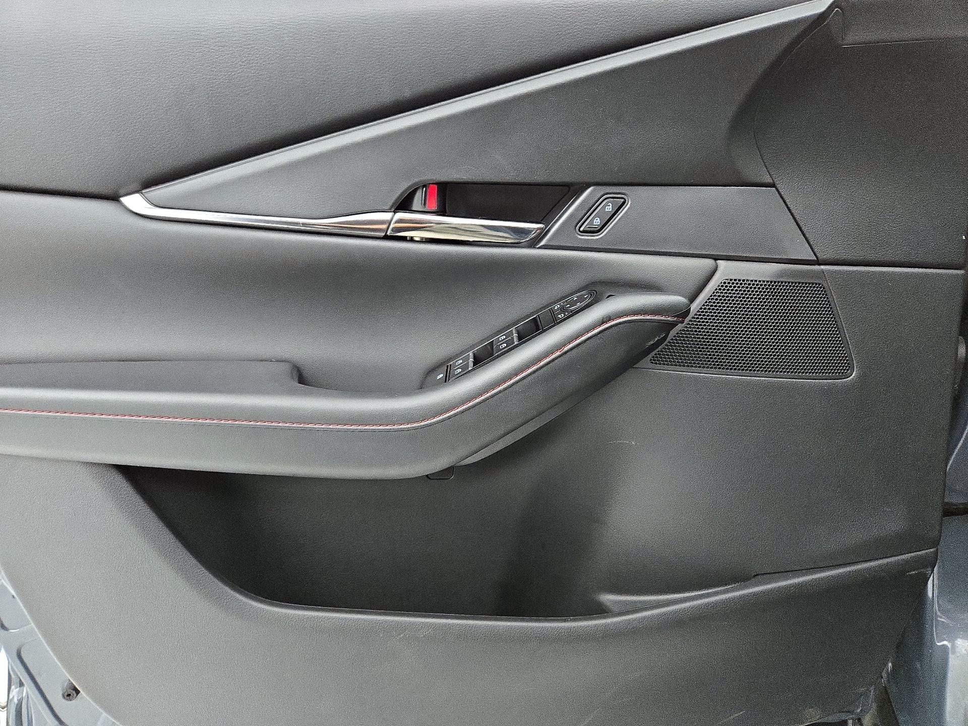 Thumbnail: 2023 Mazda CX-30 - 12