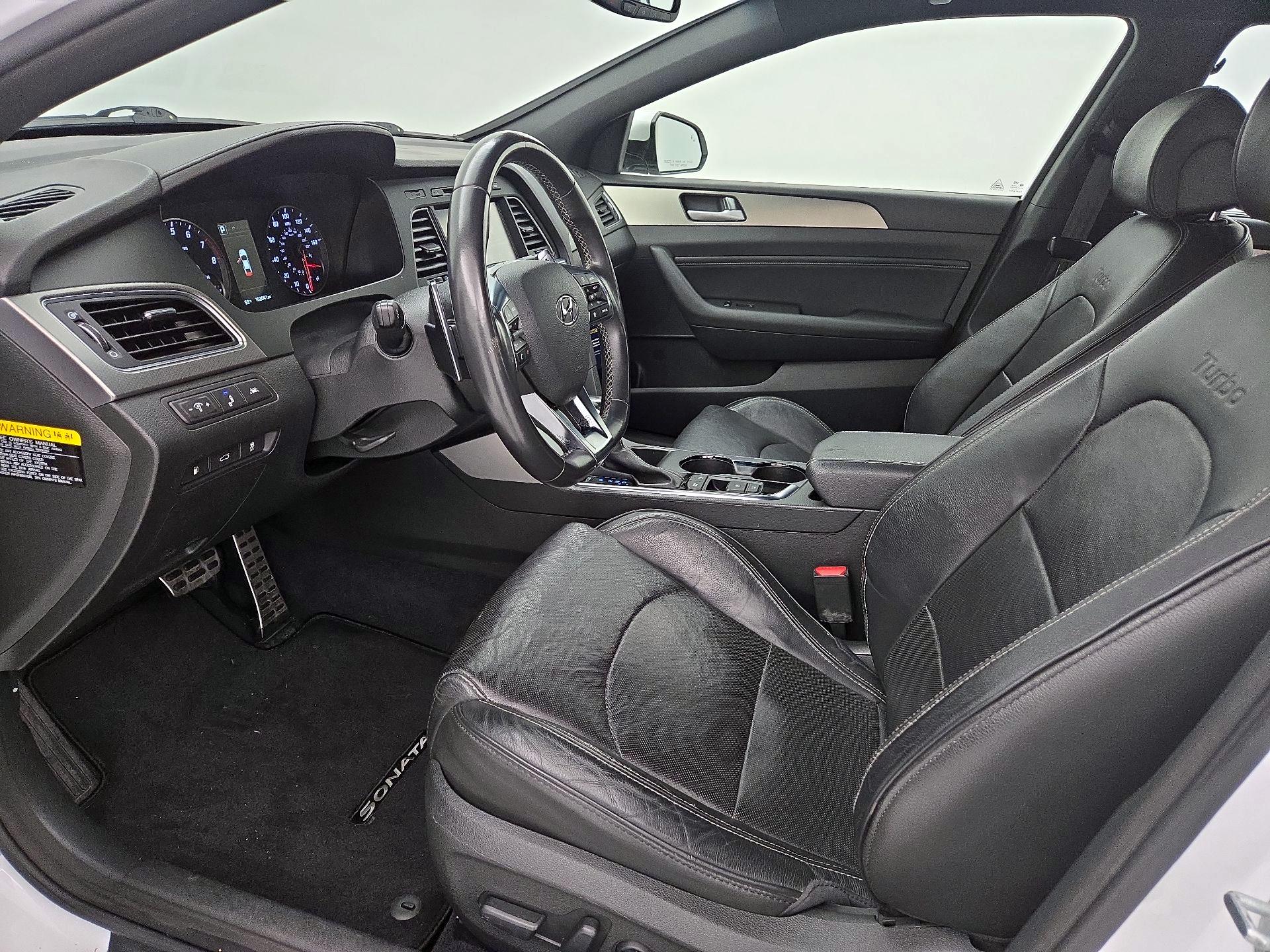 Thumbnail: 2015 Hyundai Sonata - 11