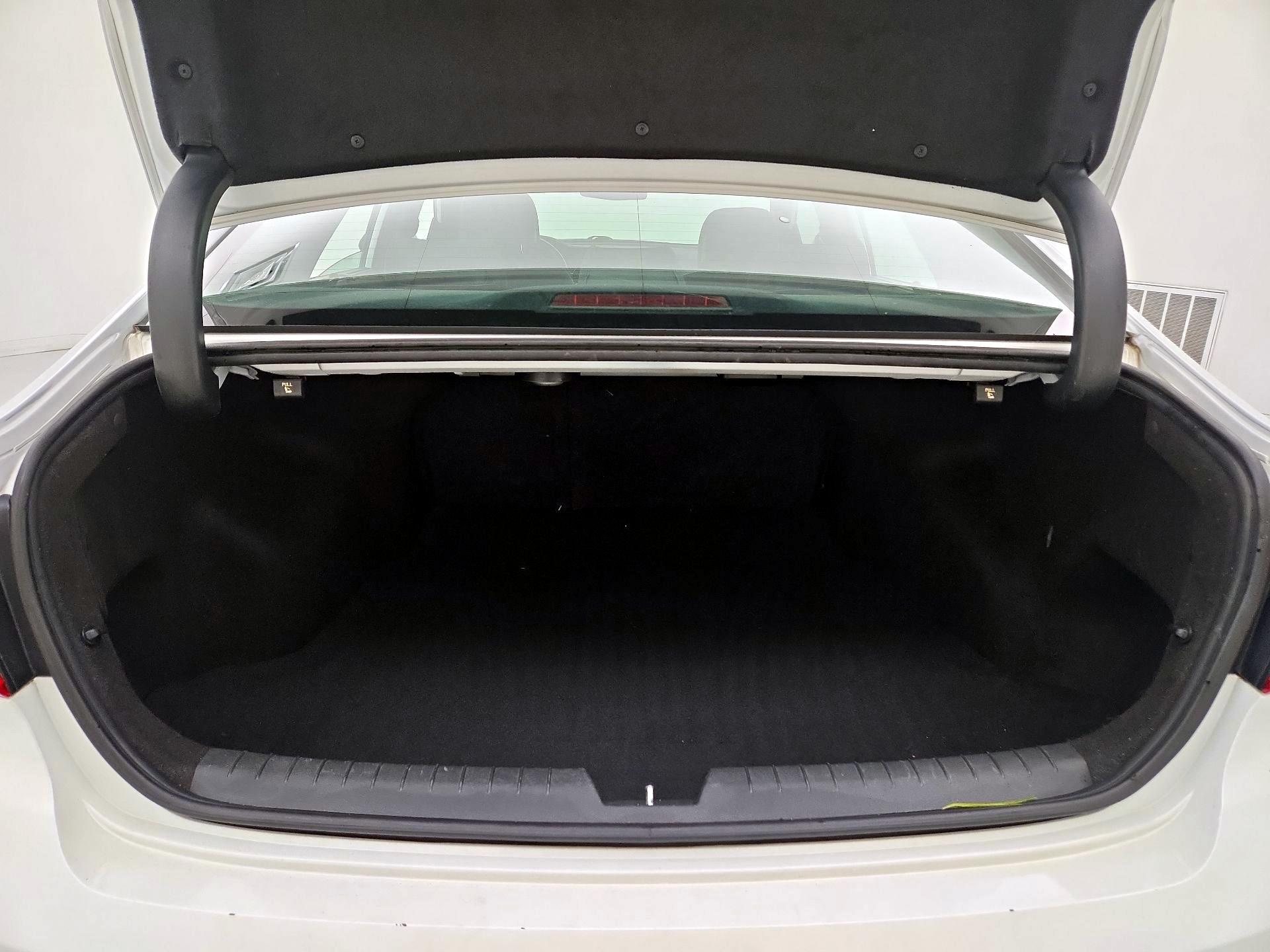 Thumbnail: 2015 Hyundai Sonata - 20