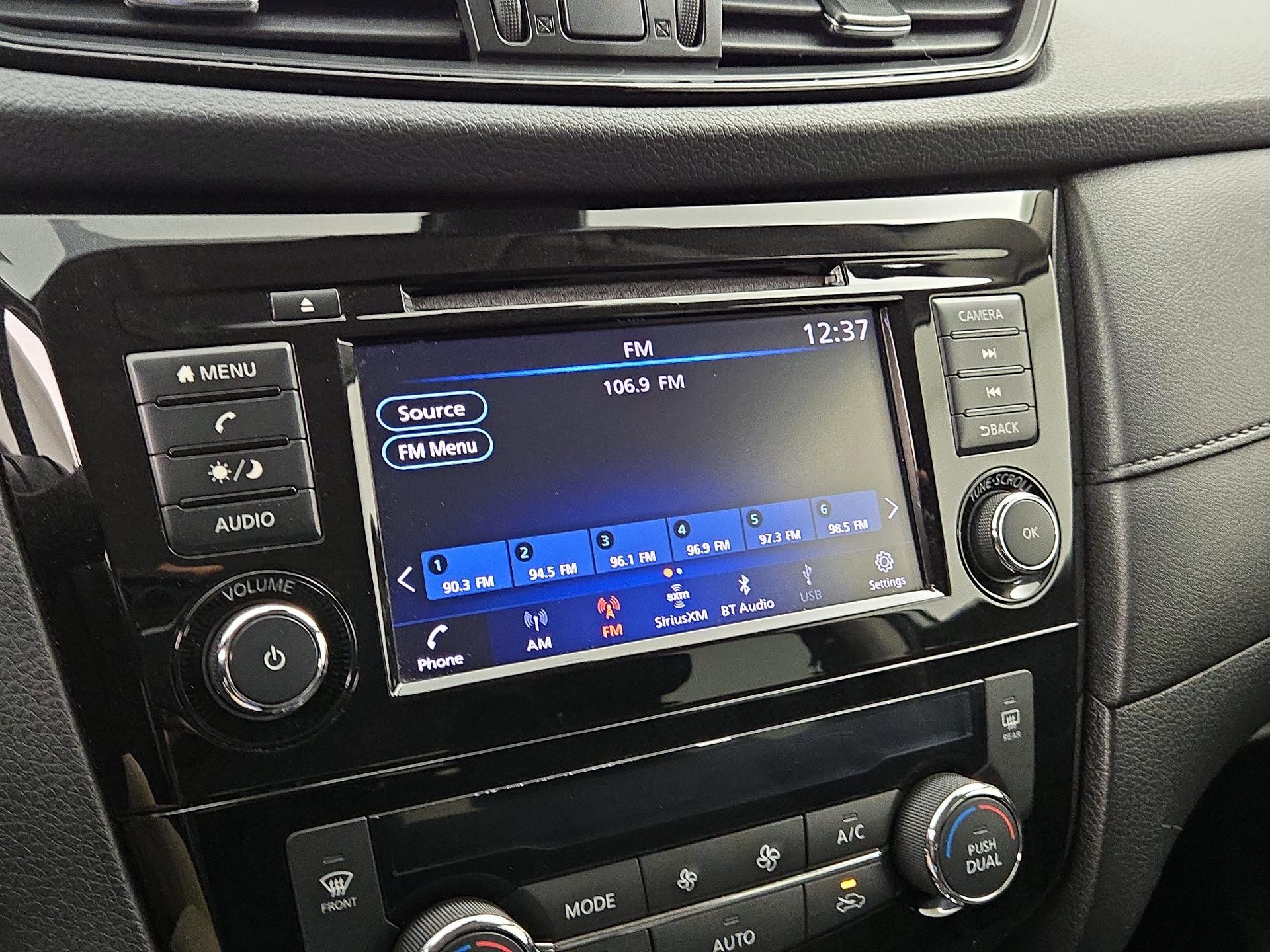 Thumbnail: 2020 Nissan Rogue - 15