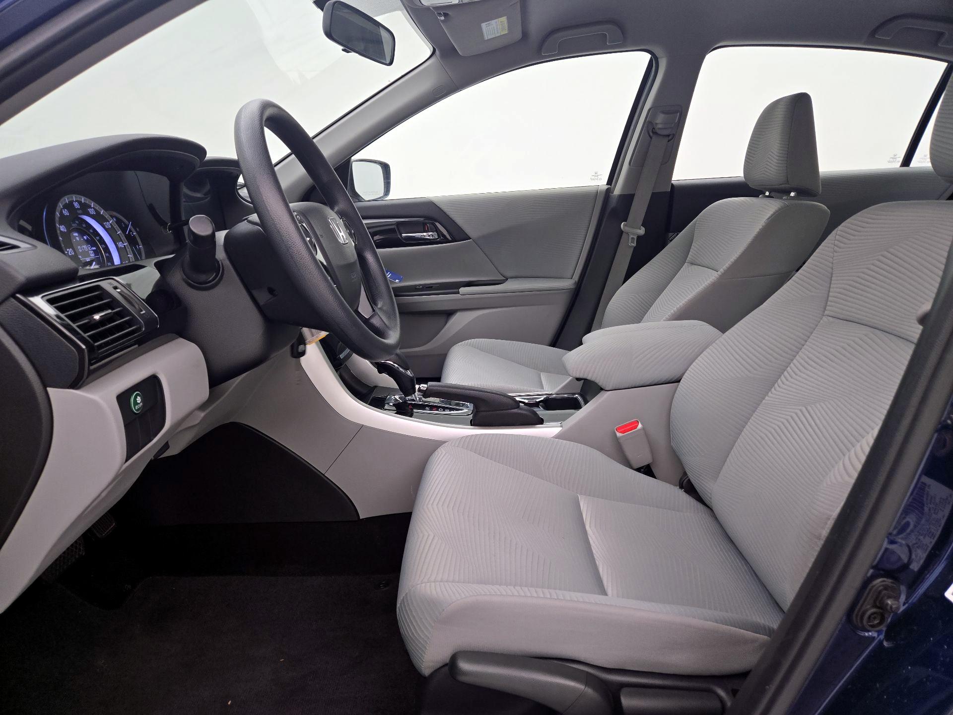 Thumbnail: 2016 Honda Accord - 11