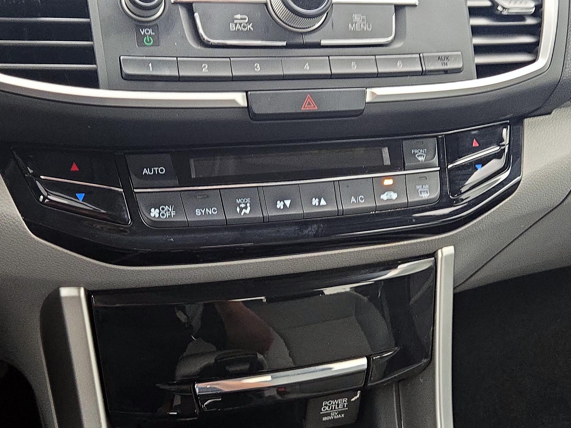 Thumbnail: 2016 Honda Accord - 16