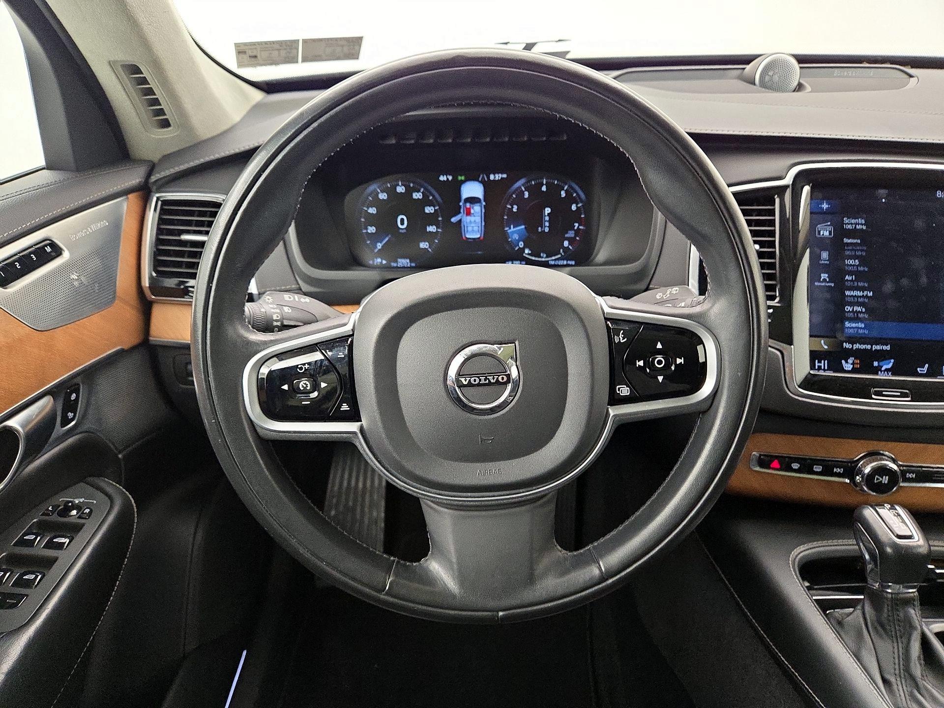 Thumbnail: 2019 Volvo XC90 - 10