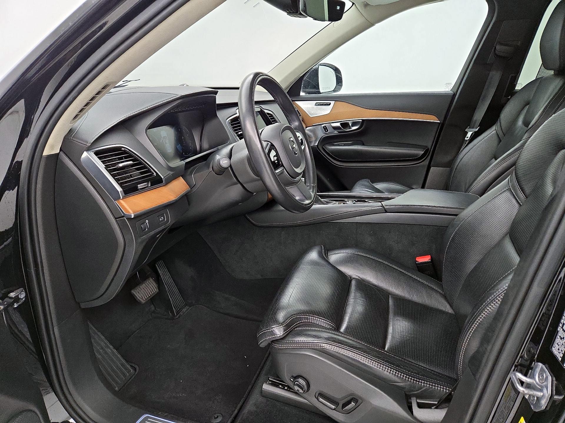 Thumbnail: 2019 Volvo XC90 - 11