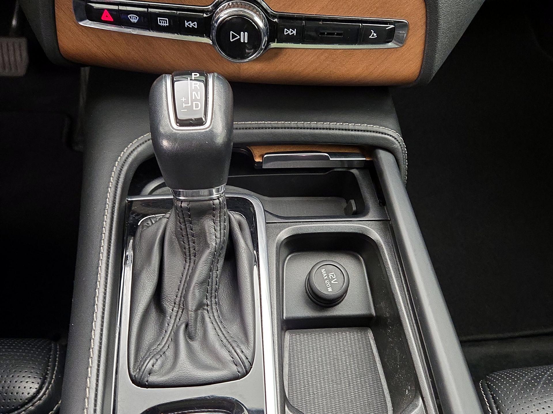 Thumbnail: 2019 Volvo XC90 - 17