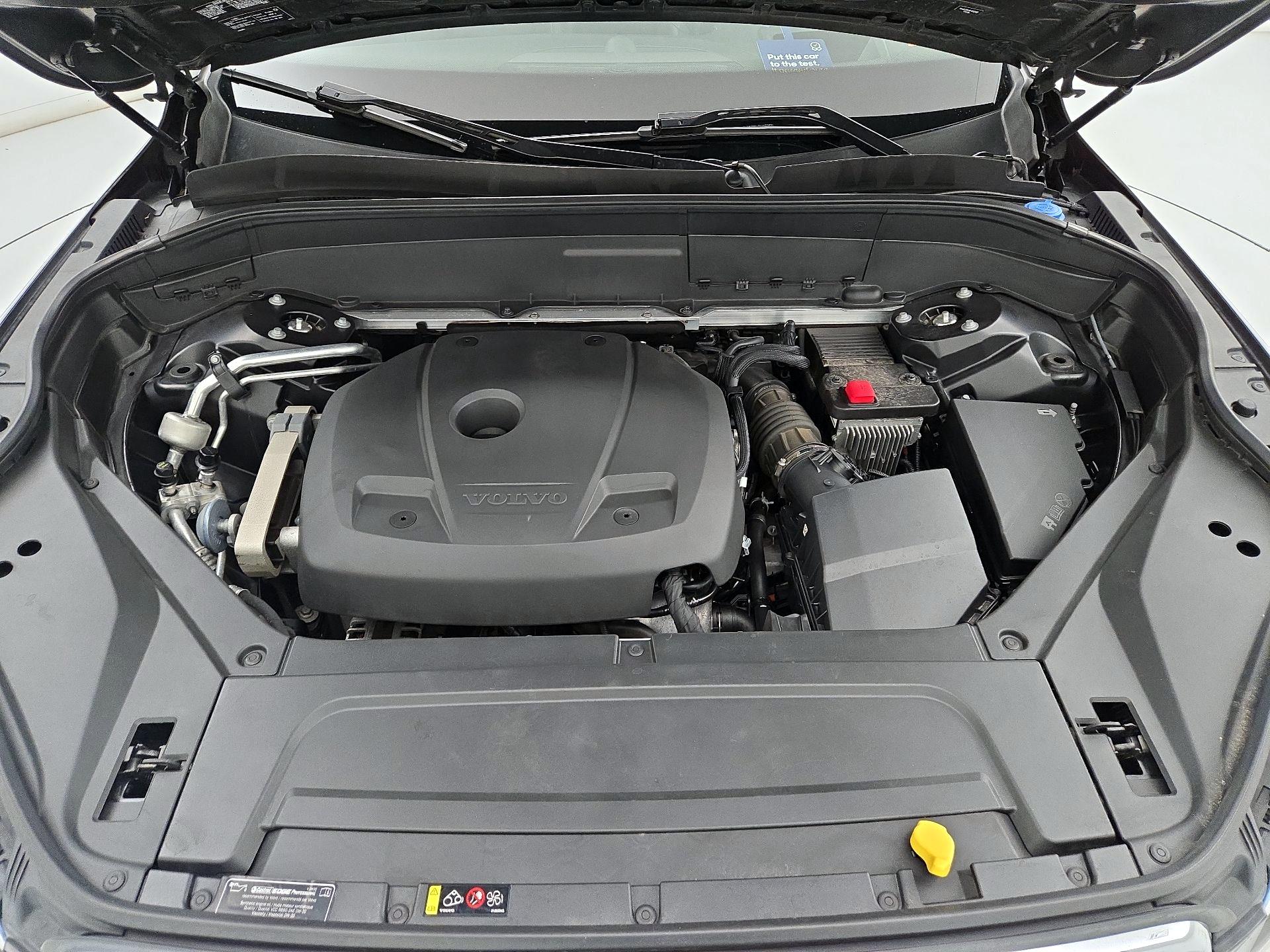 Thumbnail: 2019 Volvo XC90 - 20