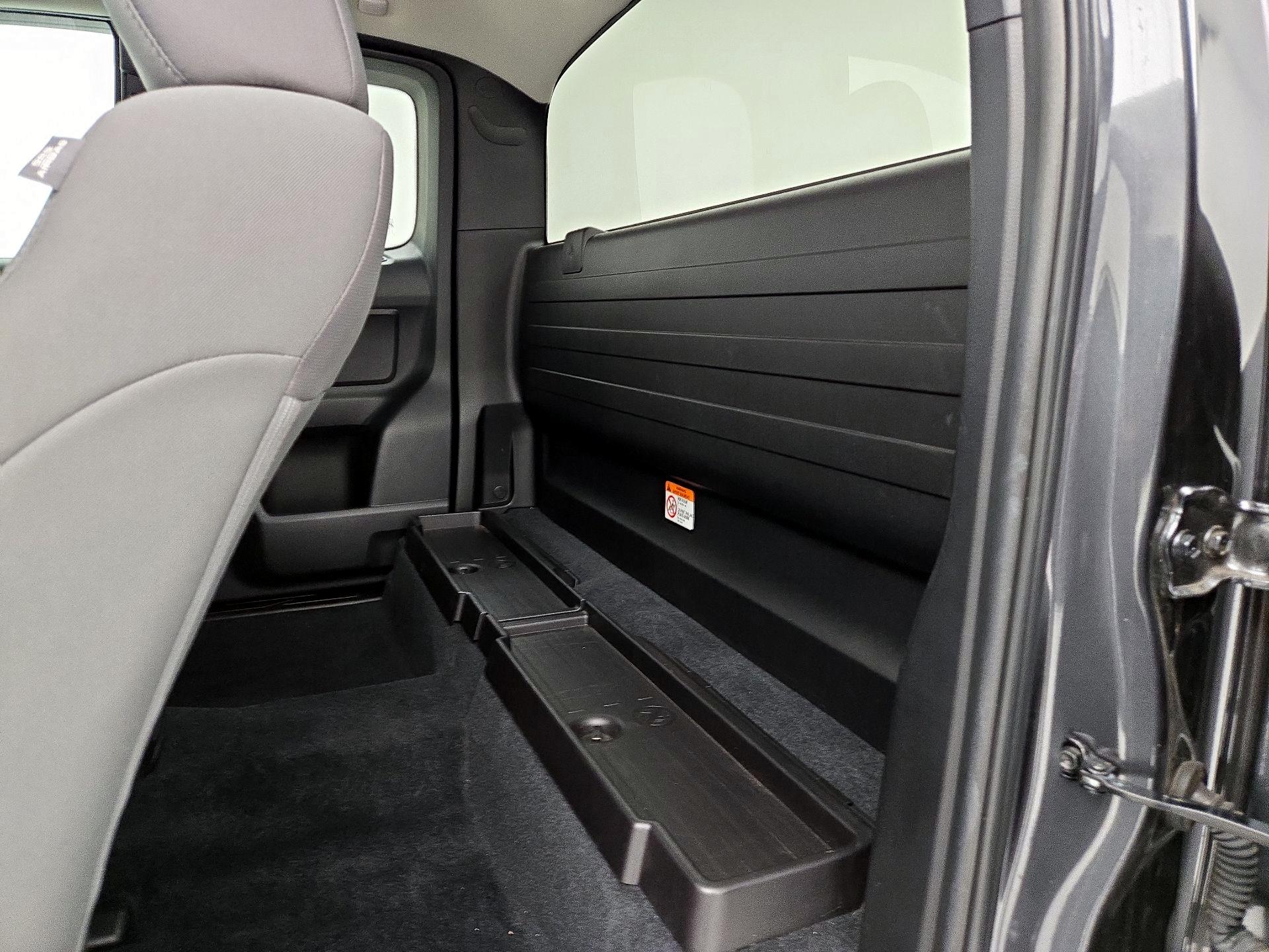 Thumbnail: 2023 Toyota Tacoma - 18