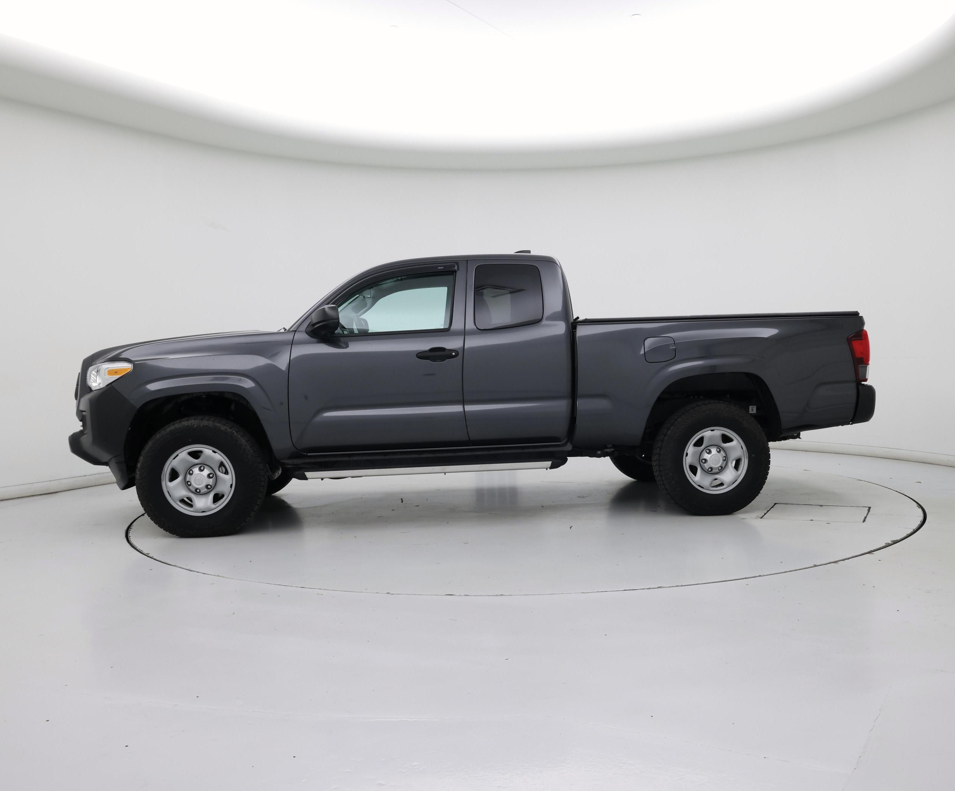 Thumbnail: 2023 Toyota Tacoma - 3