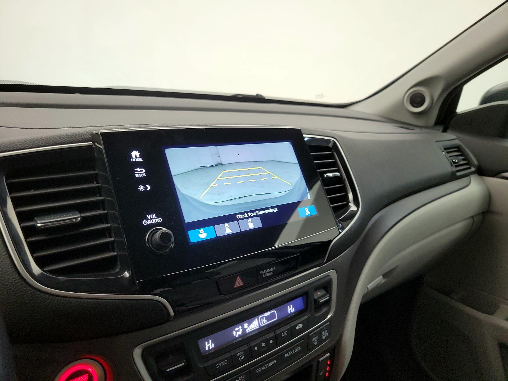 Thumbnail: 2019 Honda Pilot - 13