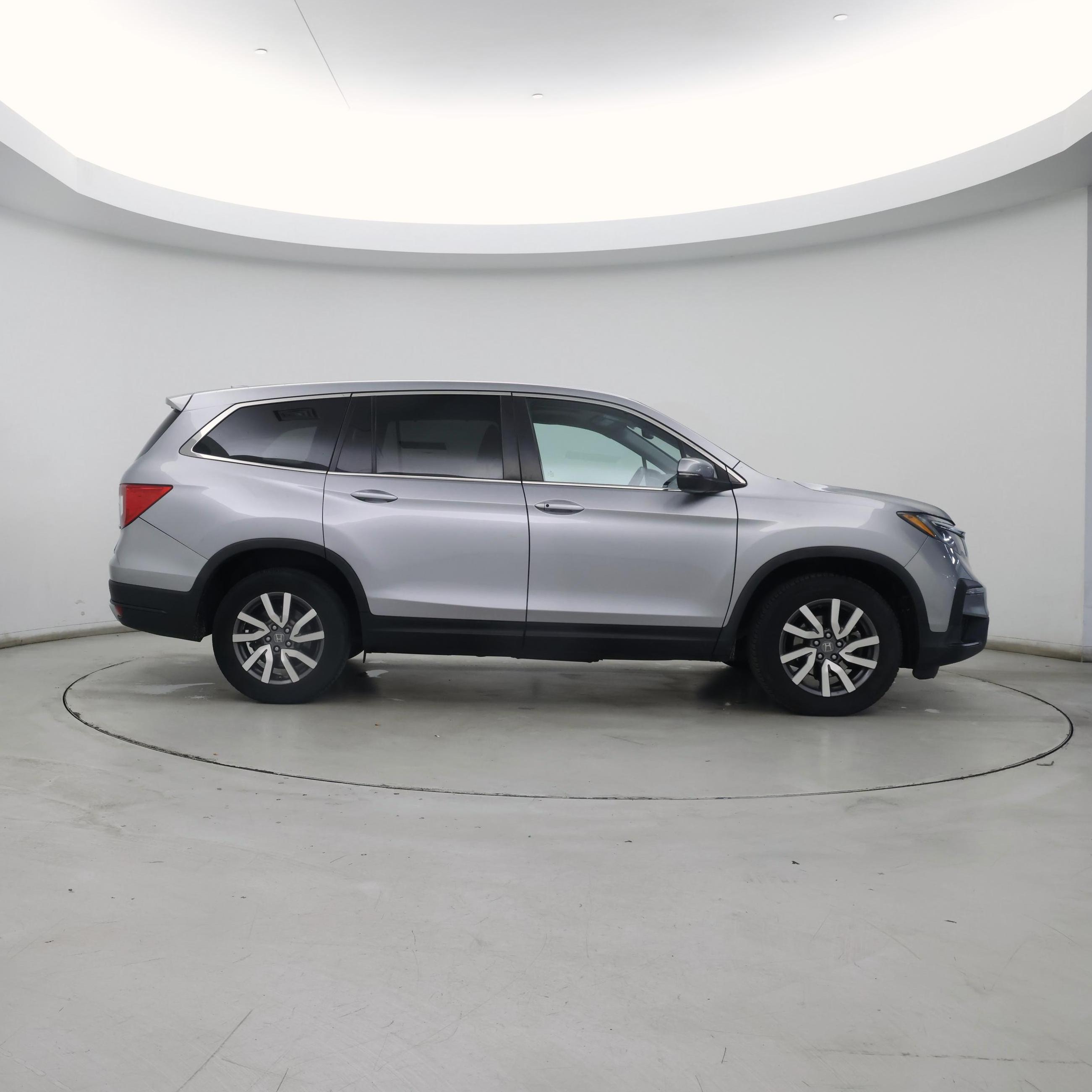 Thumbnail: 2019 Honda Pilot - 7