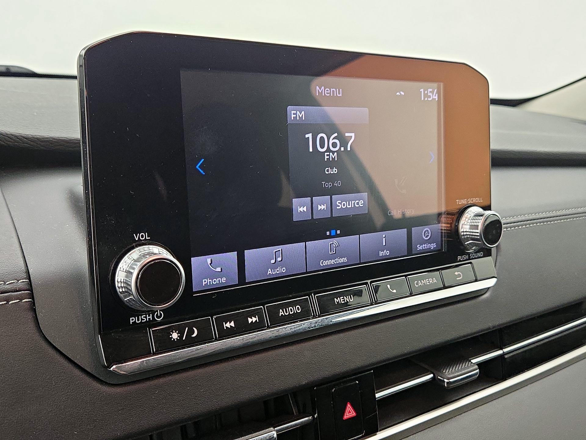 Thumbnail: 2022 Mitsubishi Outlander - 15