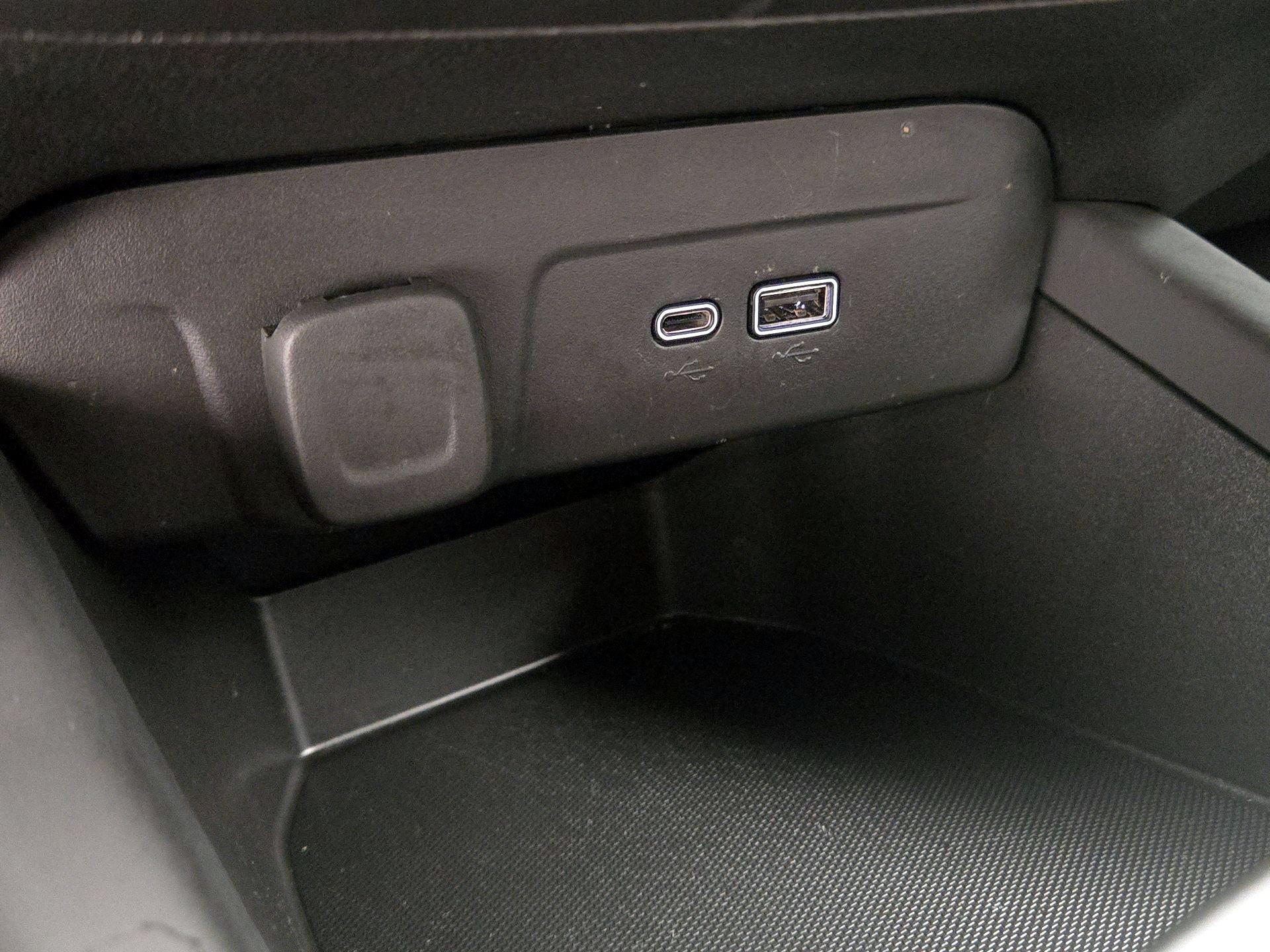 Thumbnail: 2024 Chevrolet Trax - 18