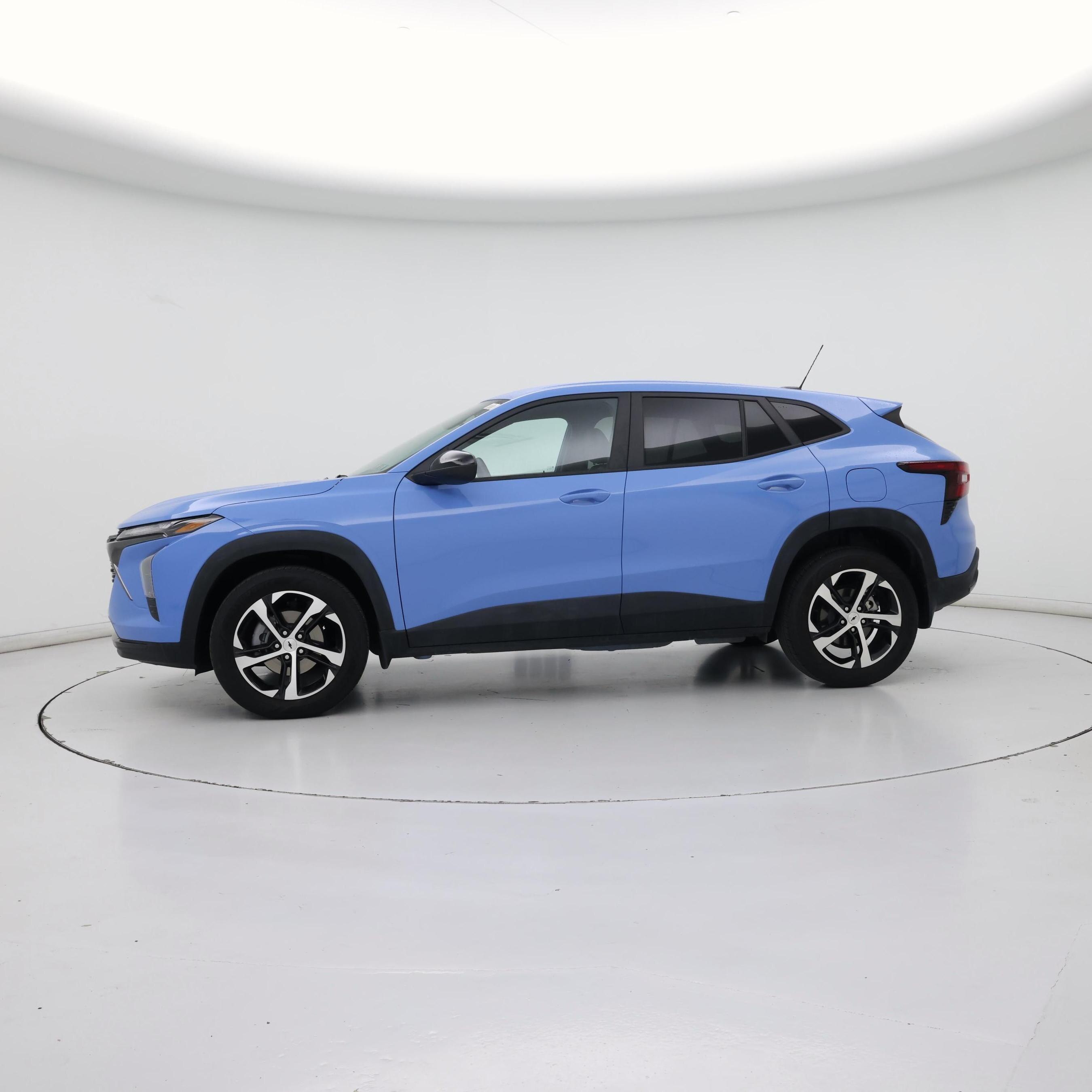 Thumbnail: 2024 Chevrolet Trax - 3