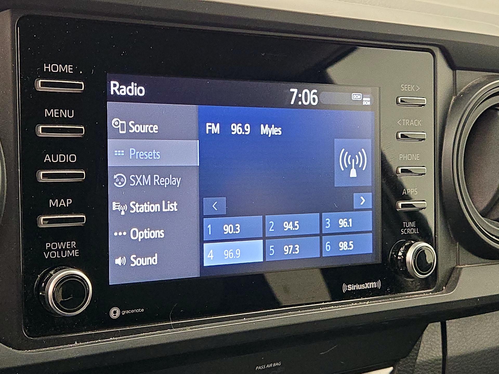 Thumbnail: 2023 Toyota Tacoma - 14