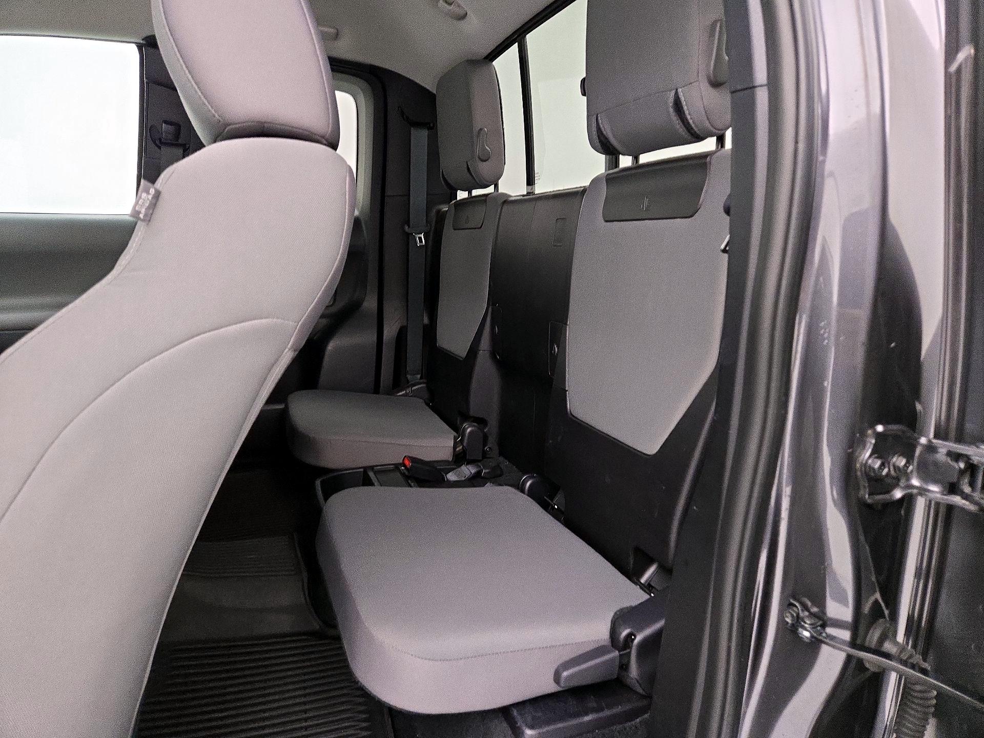 Thumbnail: 2023 Toyota Tacoma - 18