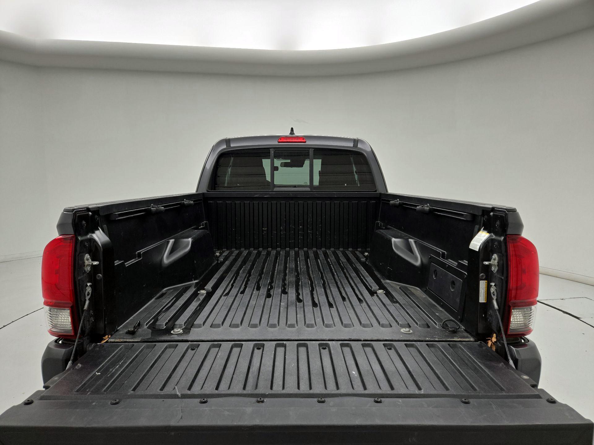 Thumbnail: 2023 Toyota Tacoma - 19