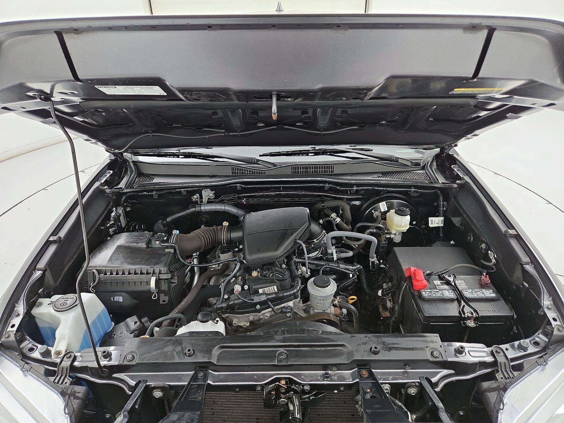 Thumbnail: 2023 Toyota Tacoma - 20