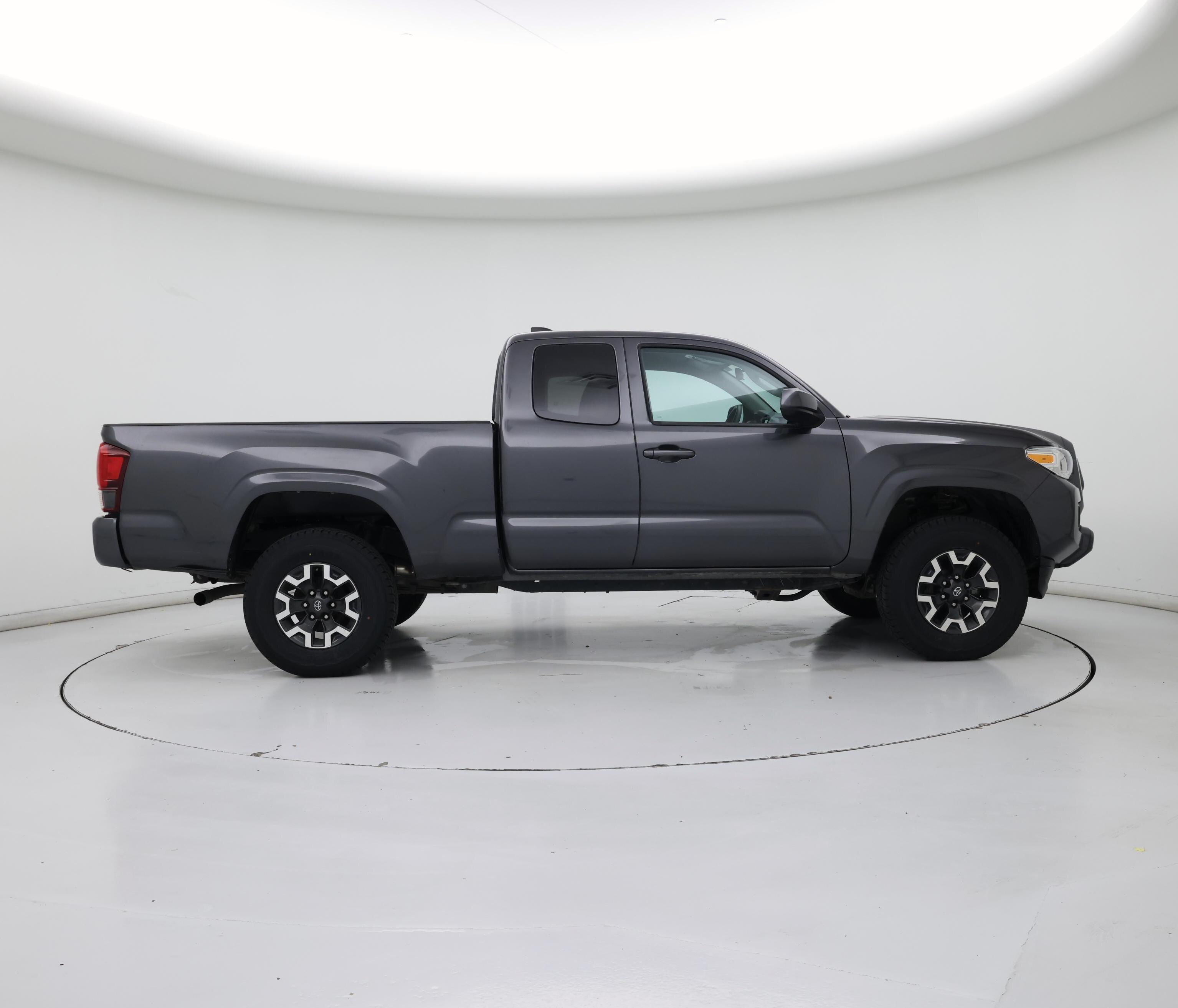 Thumbnail: 2023 Toyota Tacoma - 7