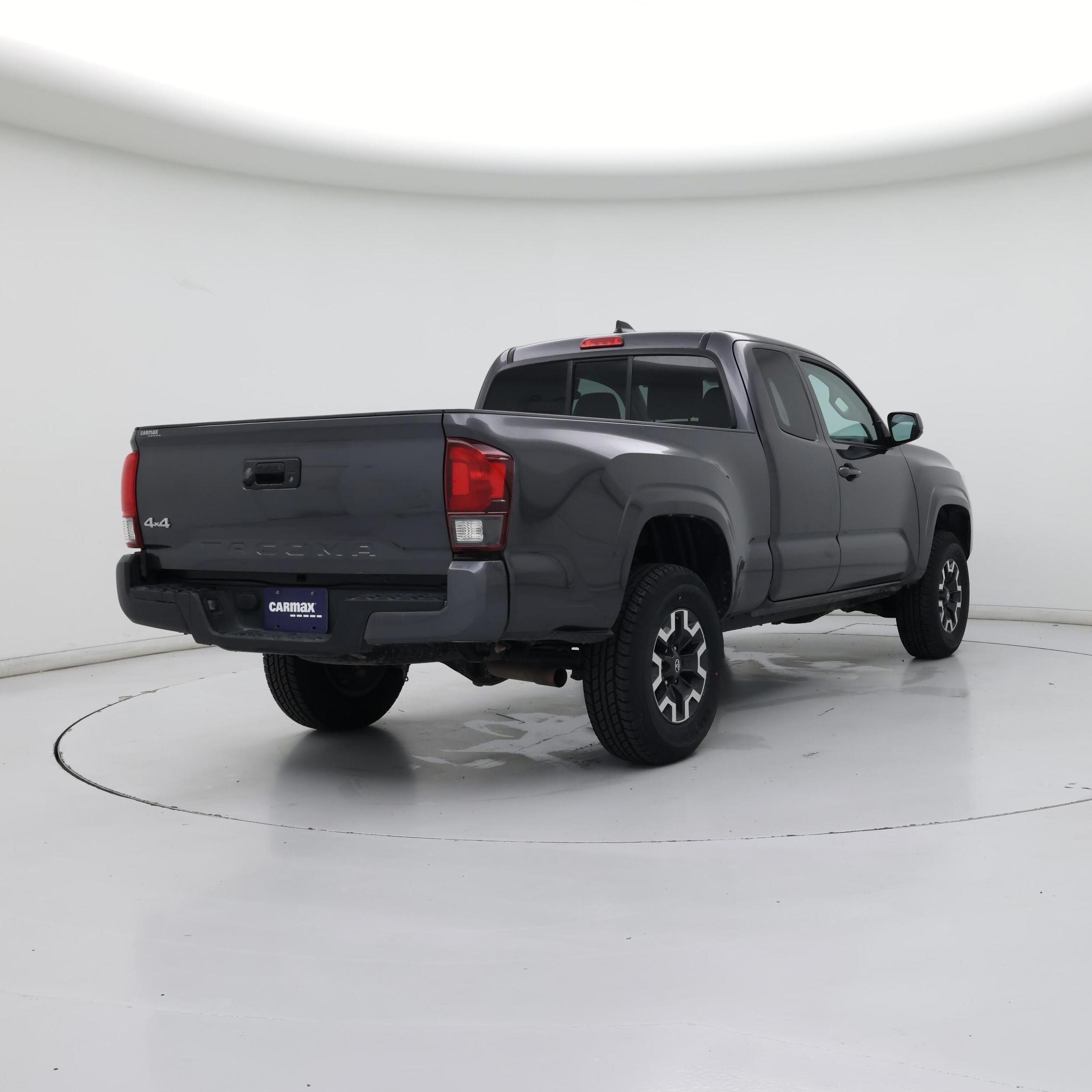 Thumbnail: 2023 Toyota Tacoma - 8