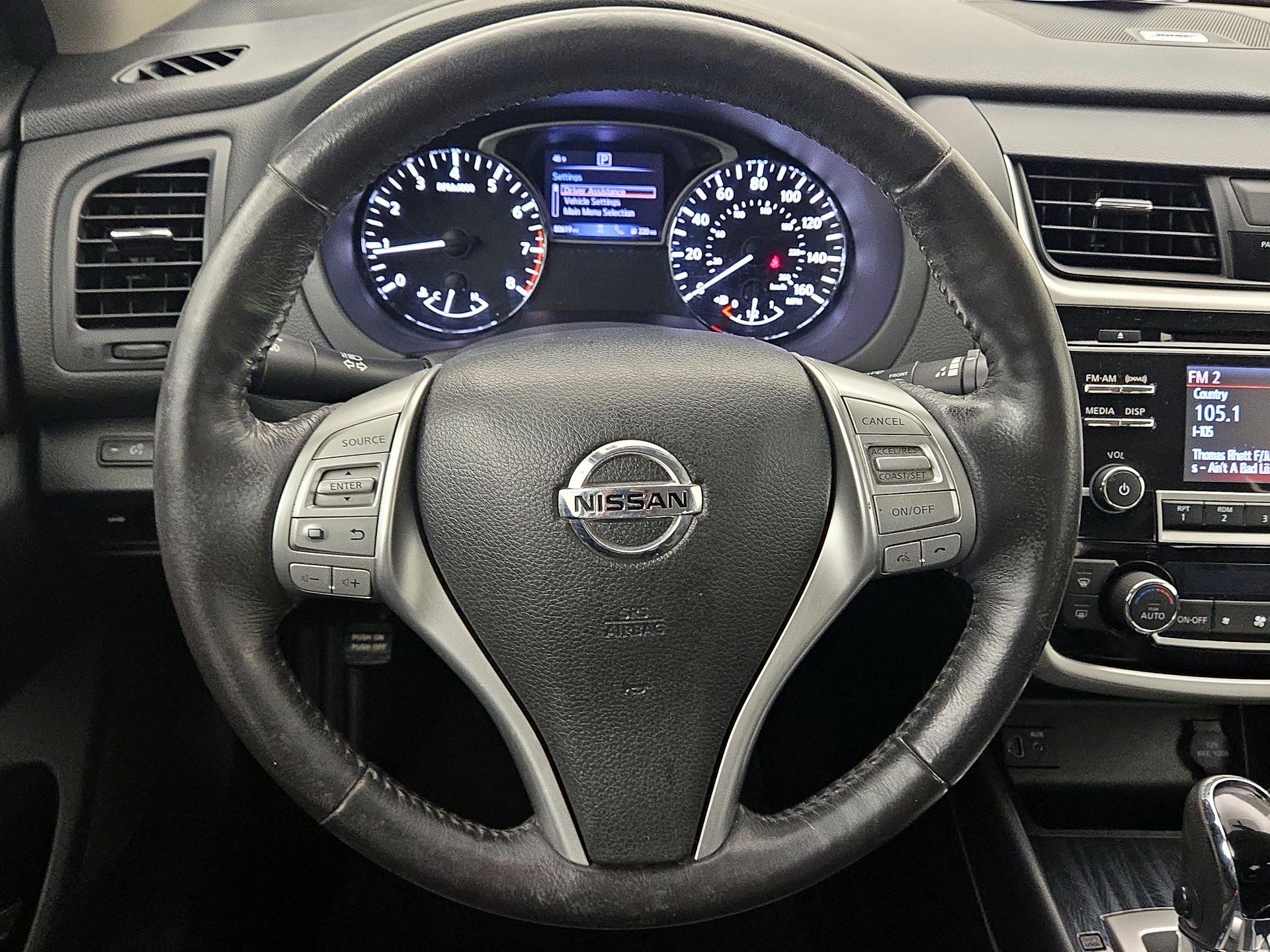 Thumbnail: 2018 Nissan Altima - 10