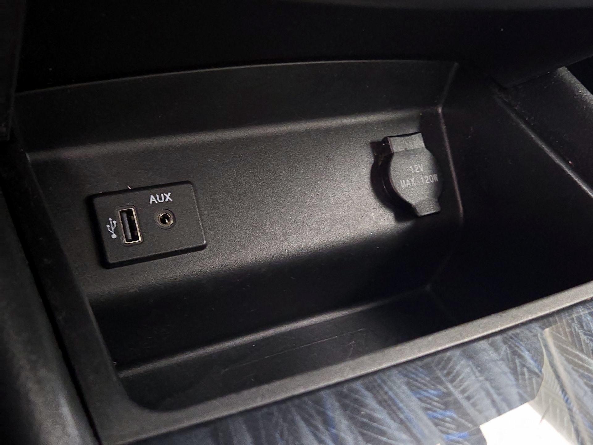 Thumbnail: 2018 Nissan Altima - 18