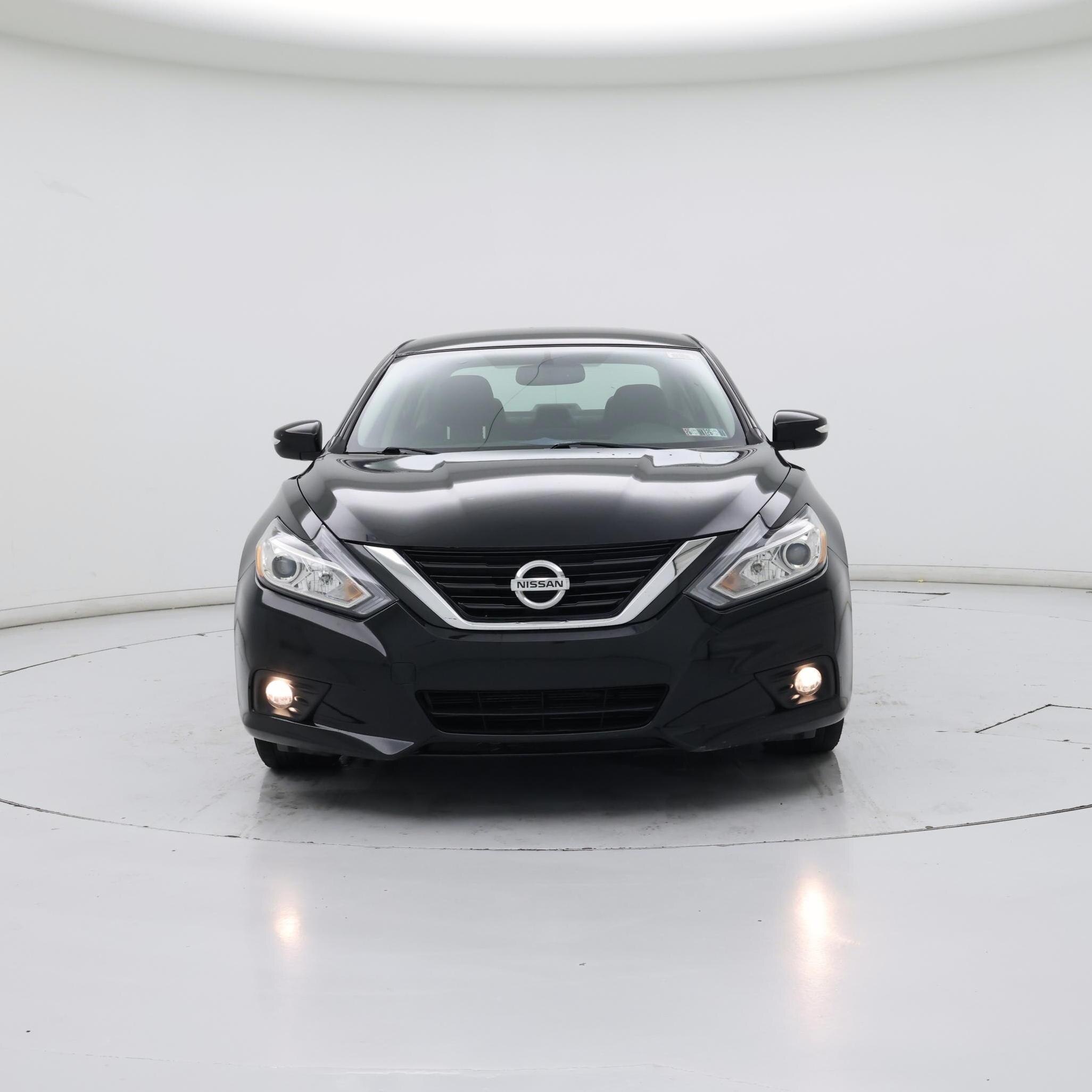 Thumbnail: 2018 Nissan Altima - 5