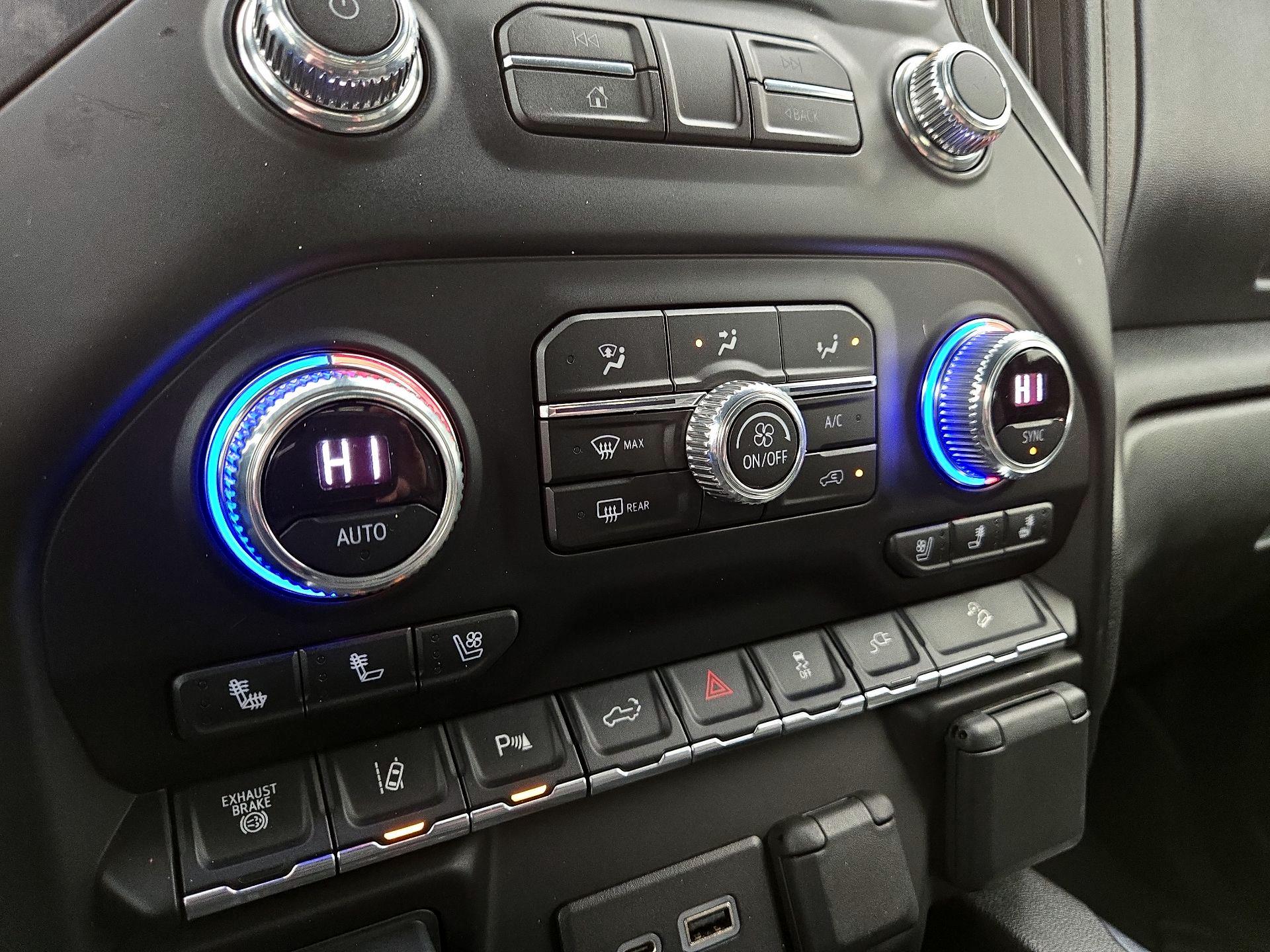 Thumbnail: 2020 GMC Sierra 2500 - 16