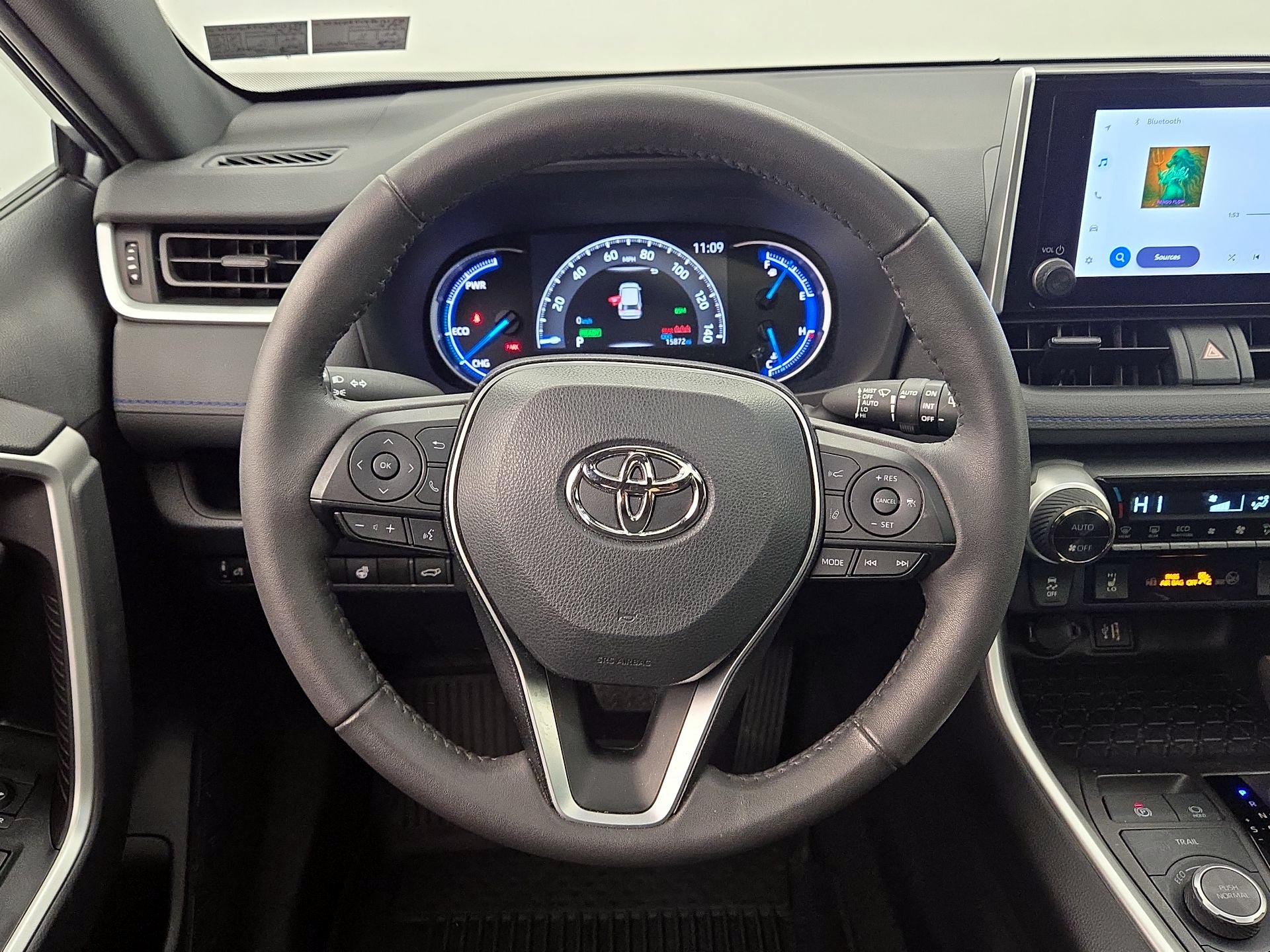 Thumbnail: 2023 Toyota RAV4 - 10