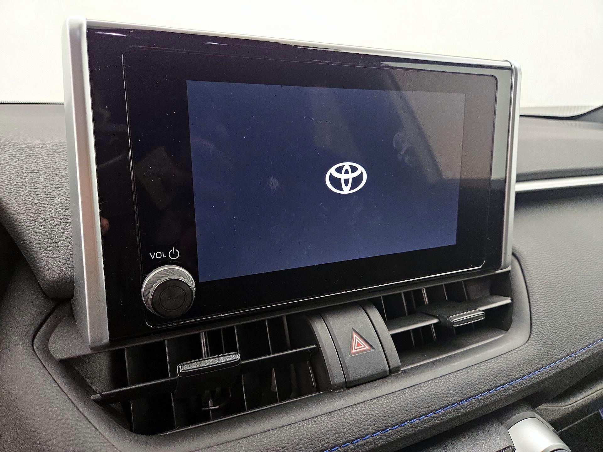 Thumbnail: 2023 Toyota RAV4 - 15