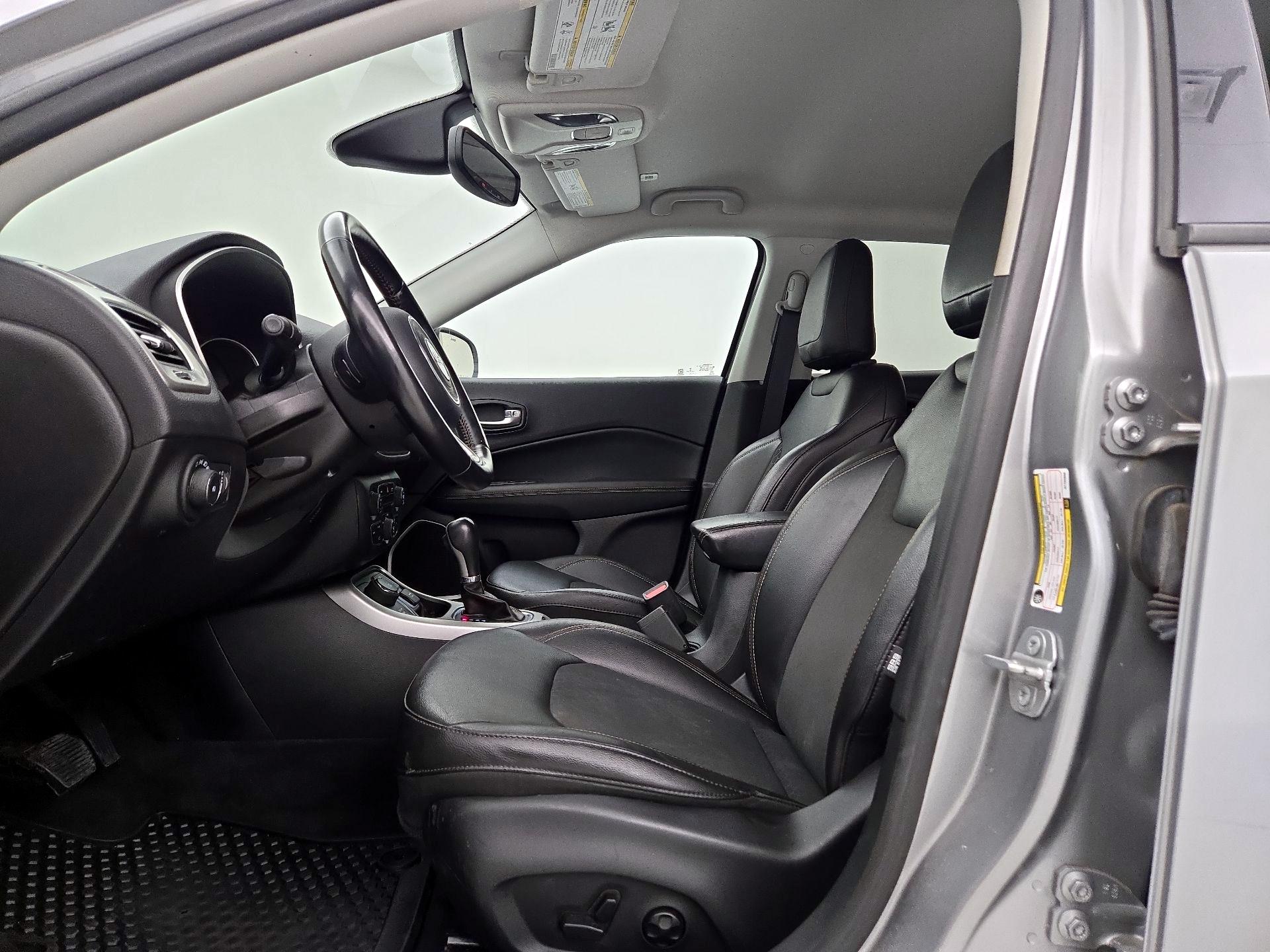 Thumbnail: 2019 Jeep Compass - 11