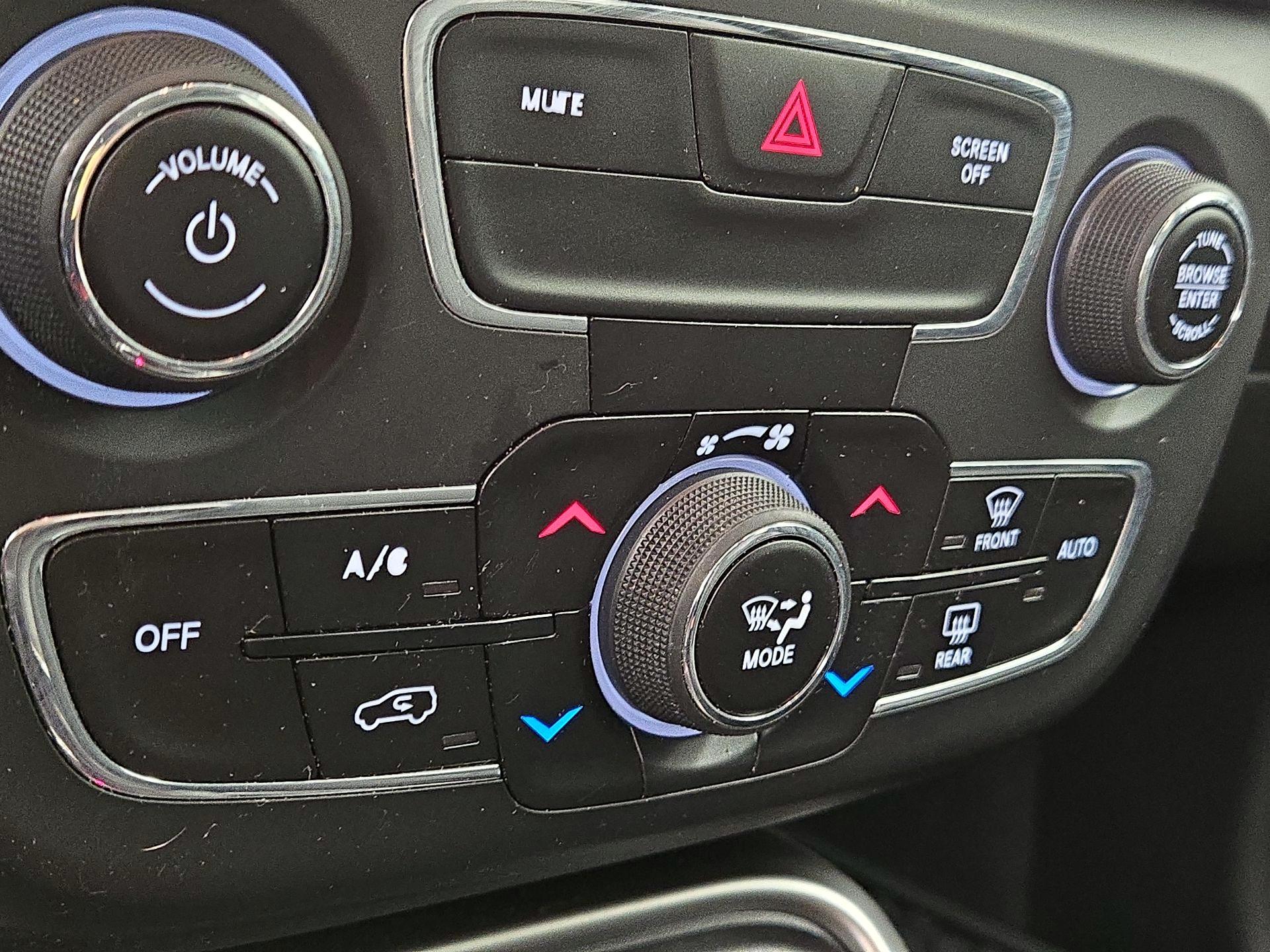 Thumbnail: 2019 Jeep Compass - 17